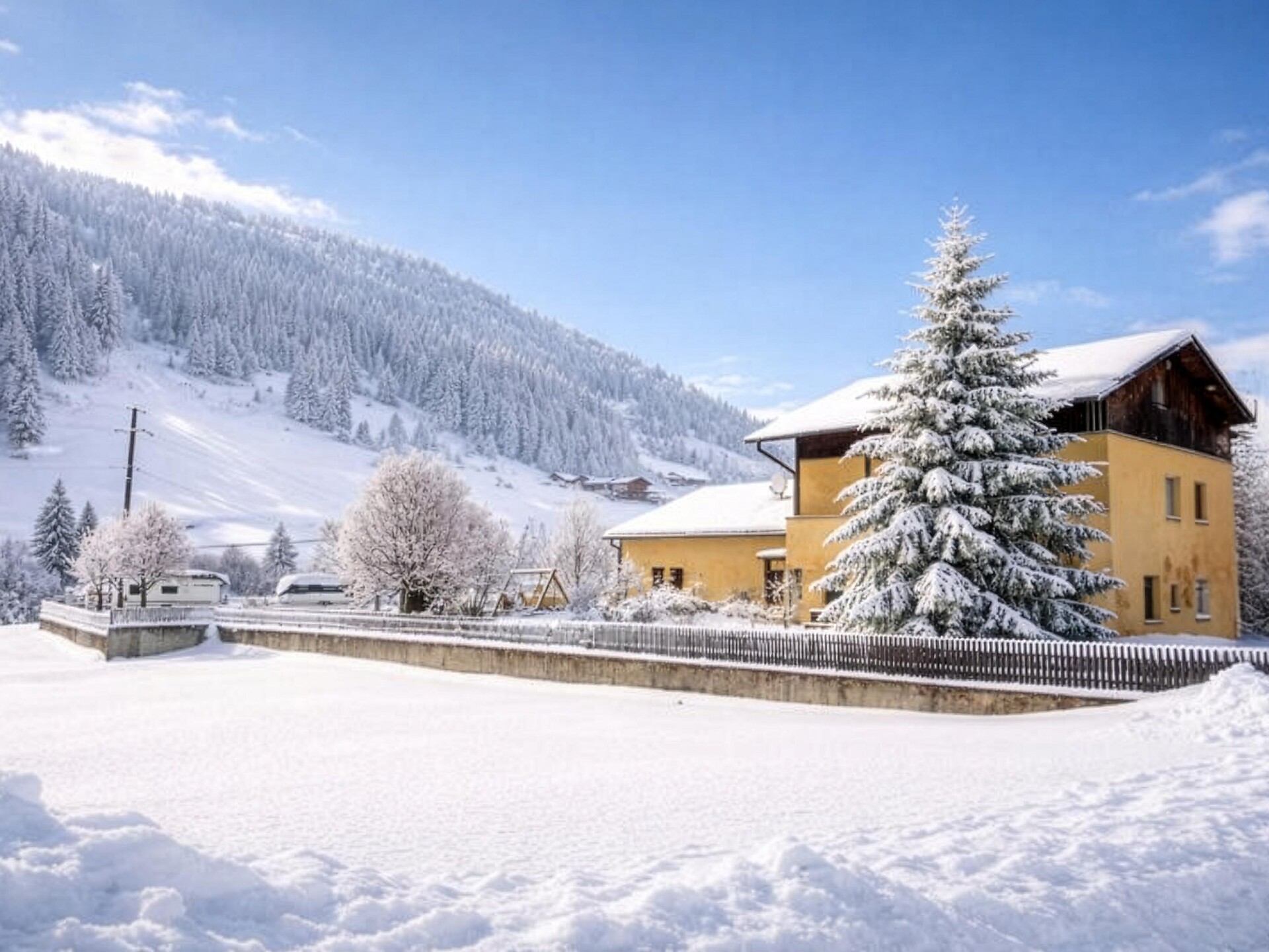 falttisch camping Faltbarer Campingtisch mit Getrnkehalter & Tragetasche fr Festival &