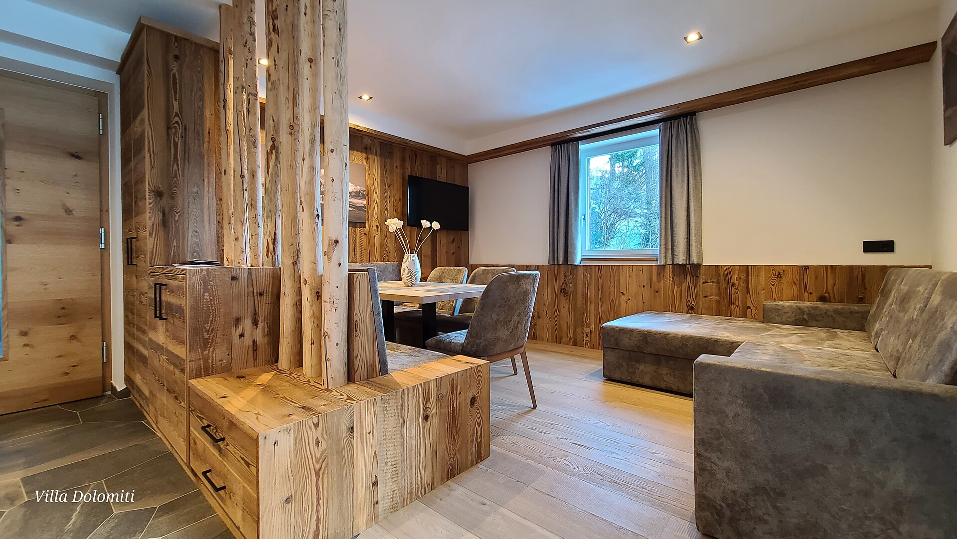 Apartment Saslonch