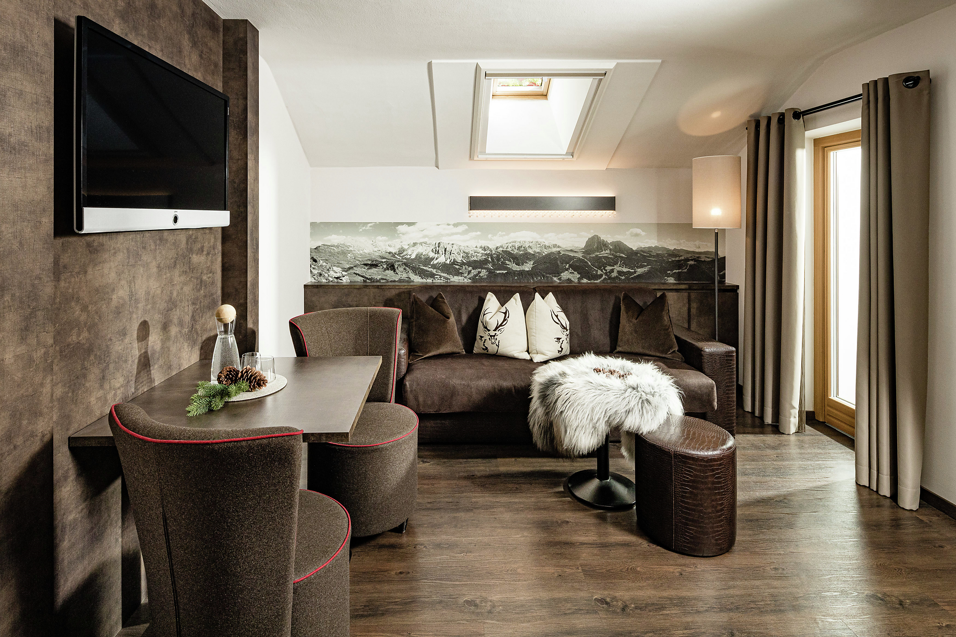 Imperial Deluxe Suite
