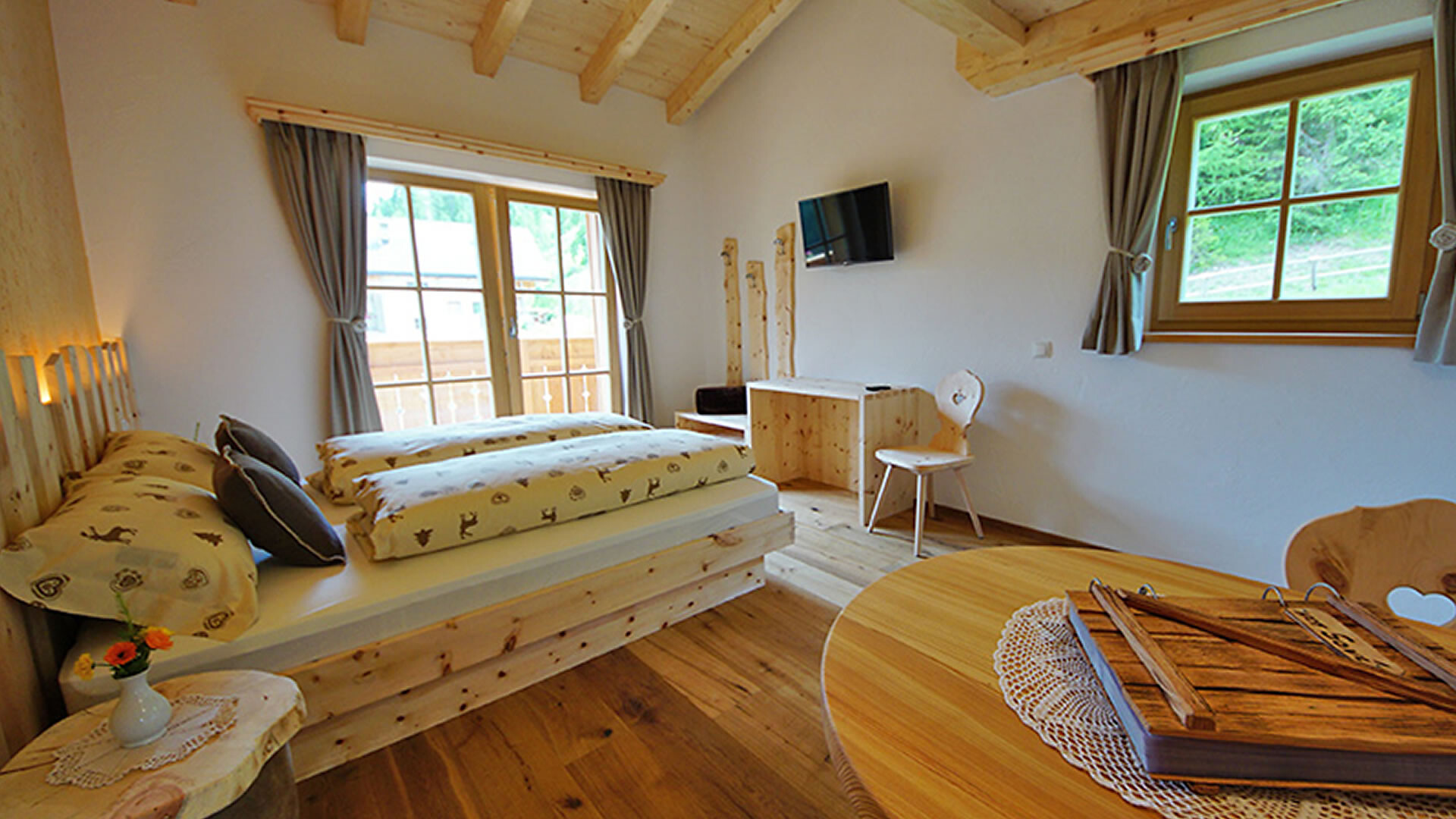 Doubleroom with bath and balcony