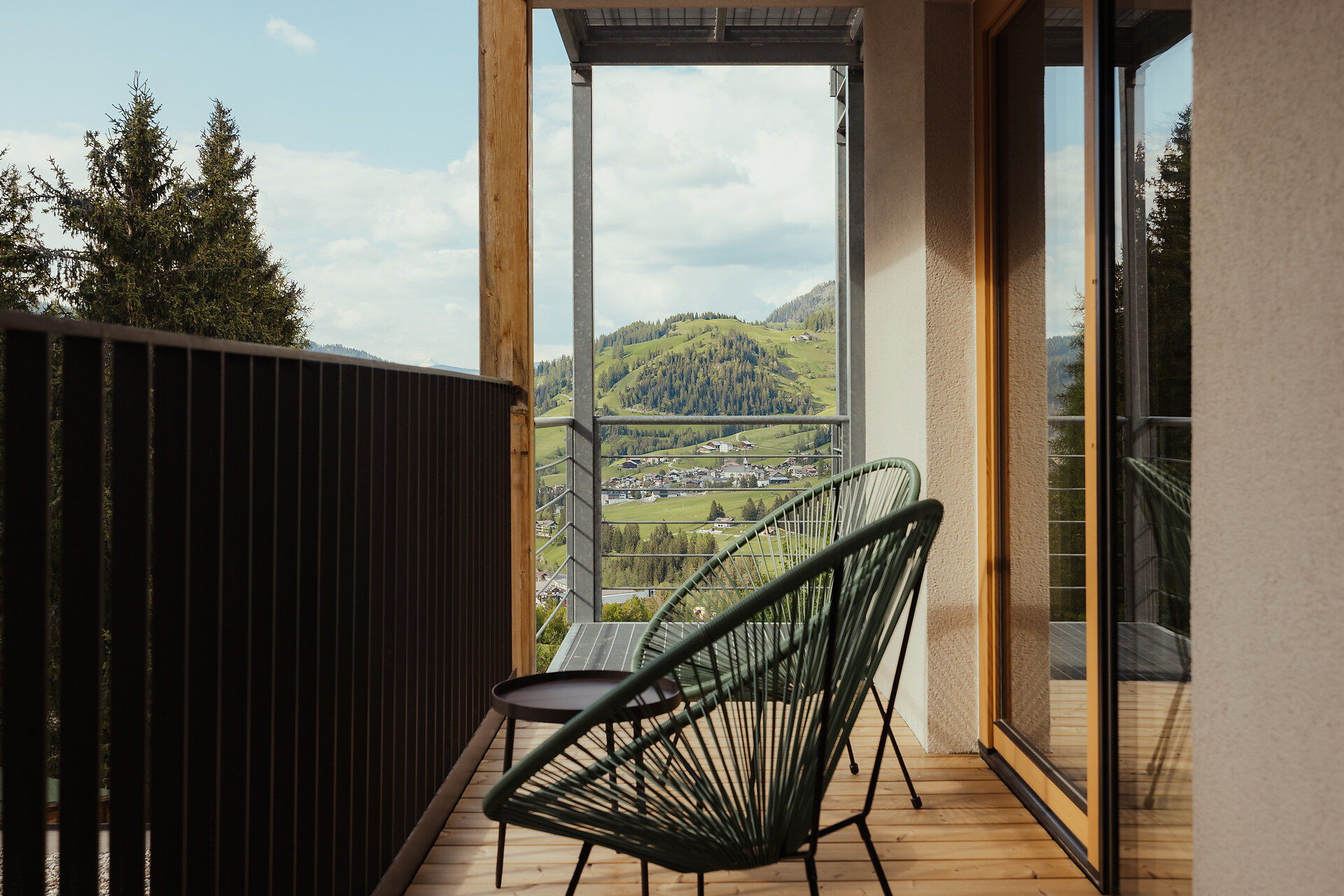 Wood classic room