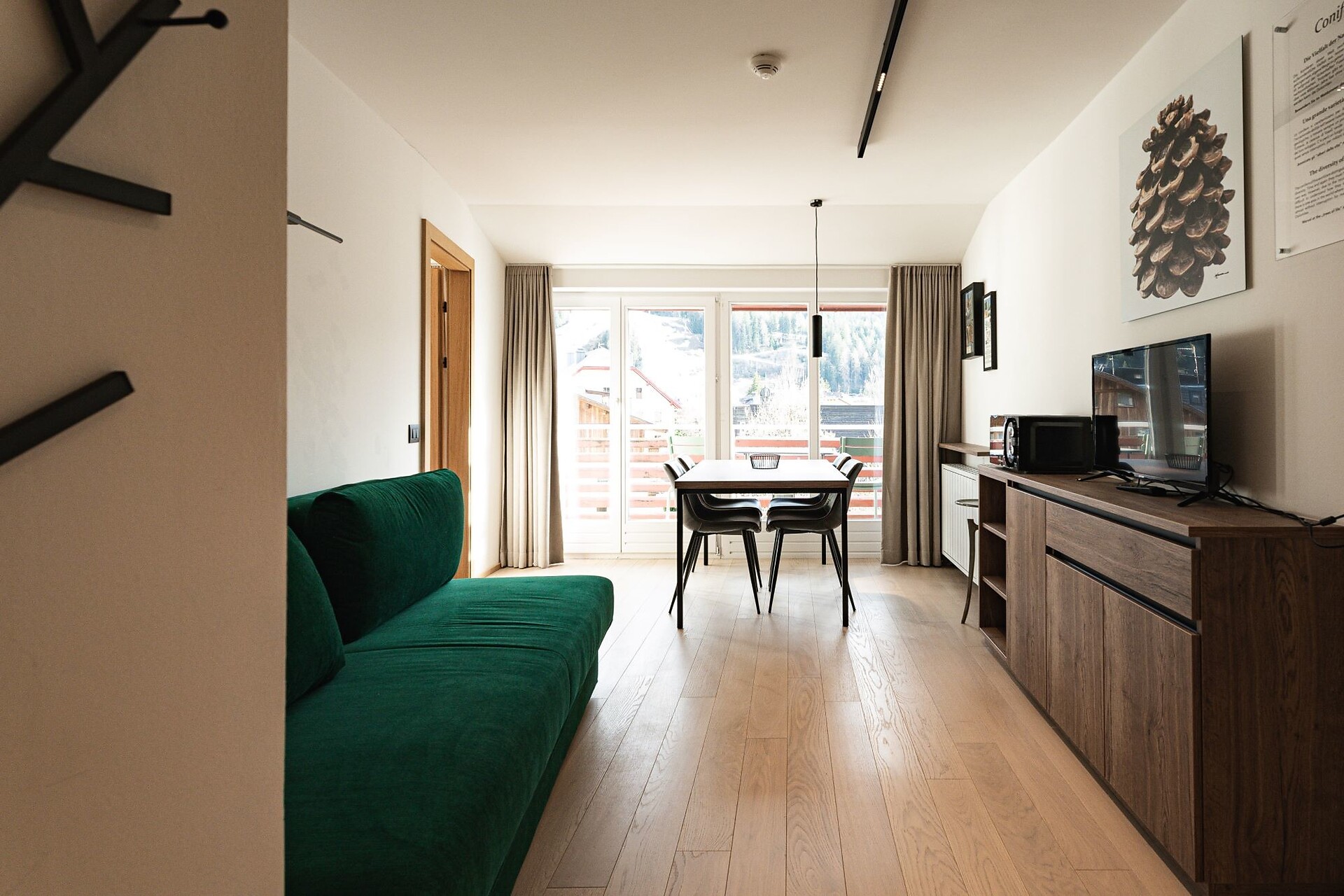 W12: Conifer 45m²