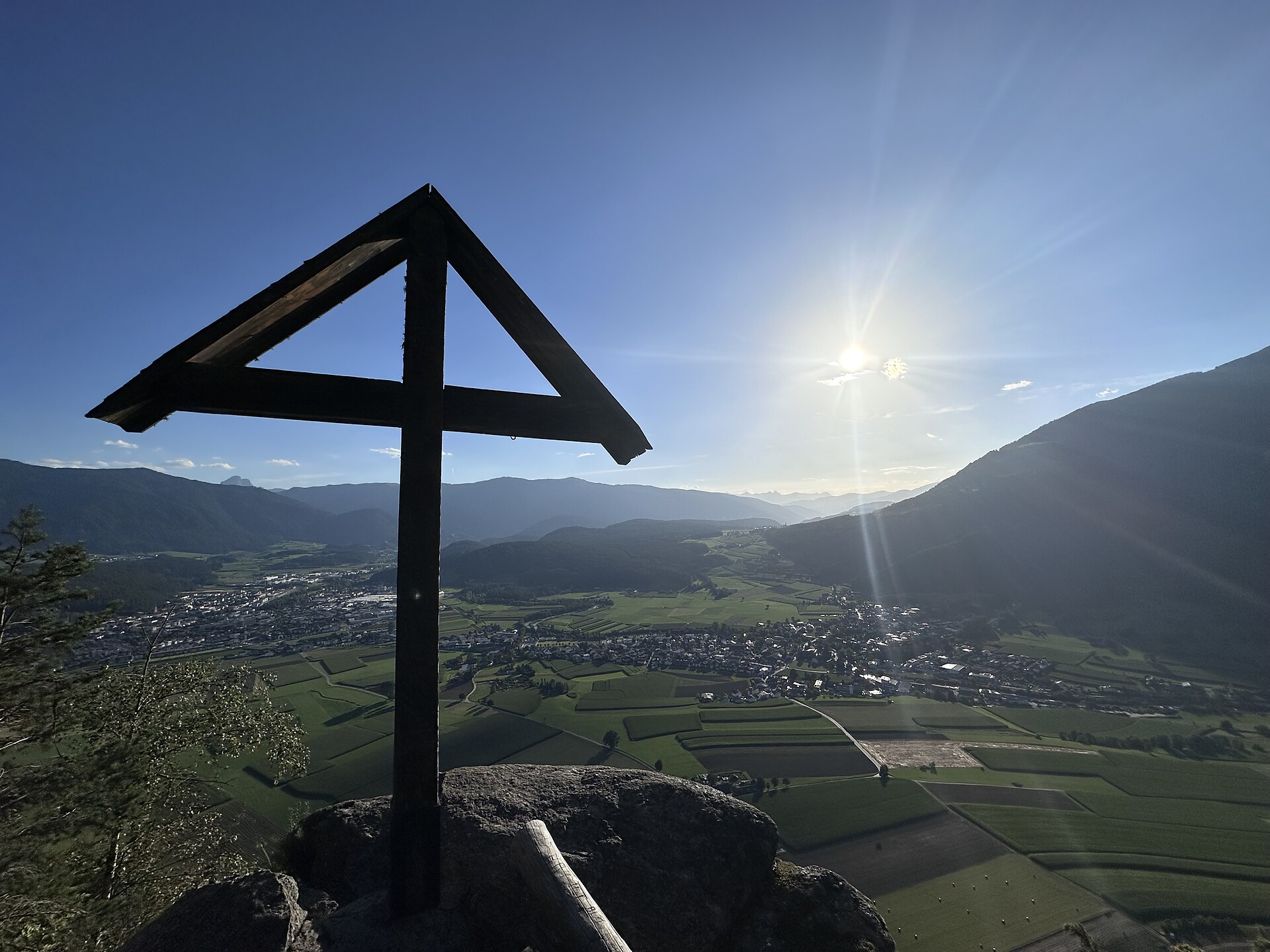 Wanderung & Museumsbesuch - Berge verbinden