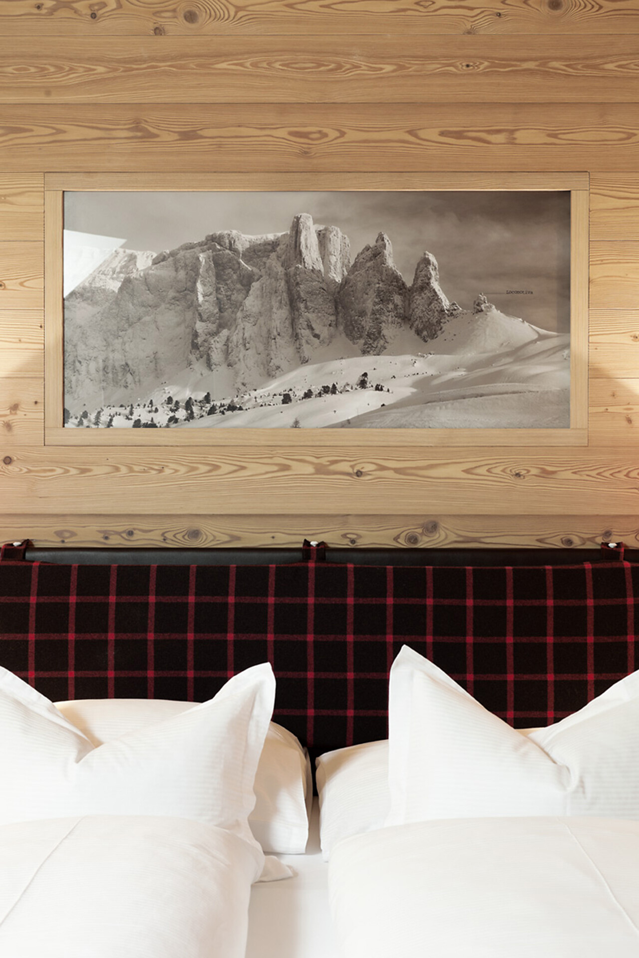 Small double room with roof window
