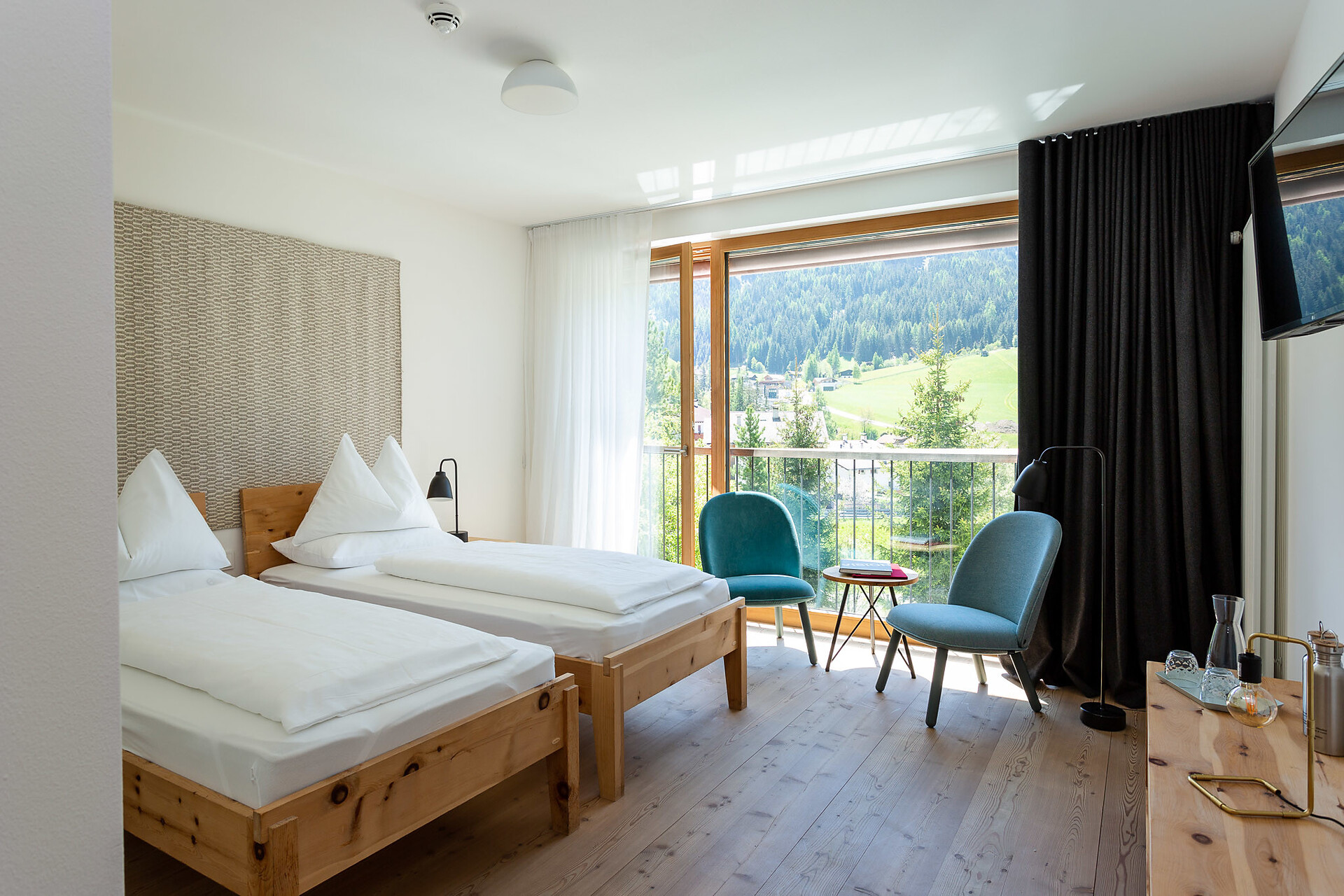 Doppelzimmer Südseite mit Geislerblick
