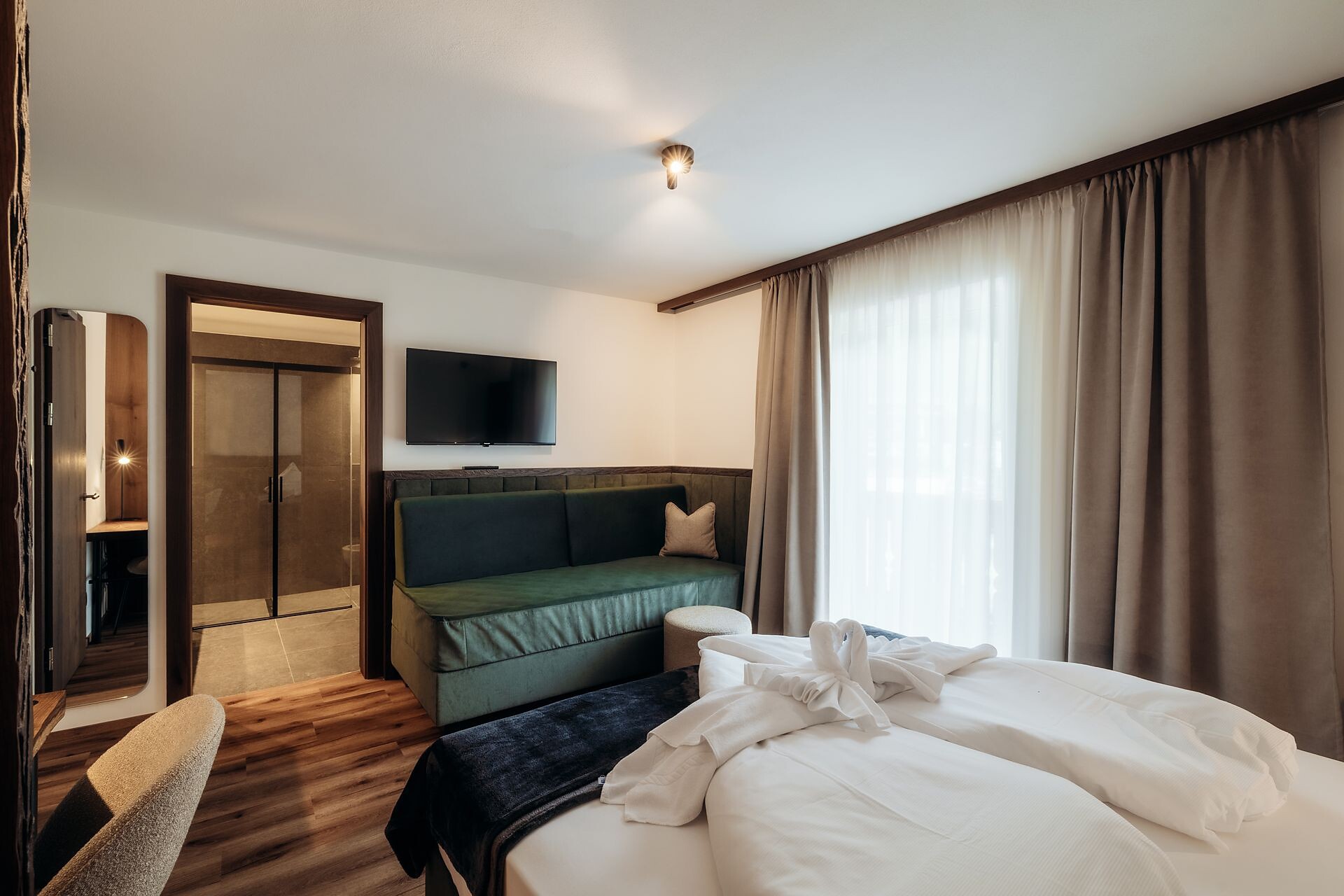 superior room