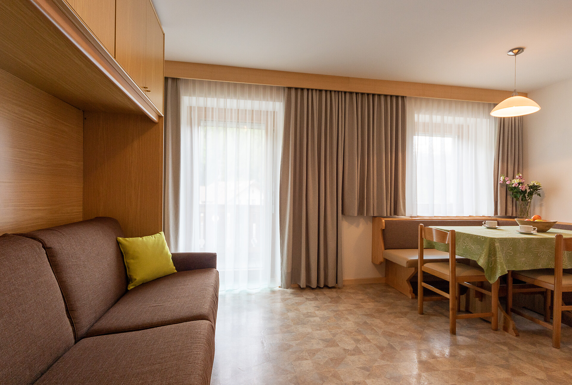 Apartment 2: Foram
