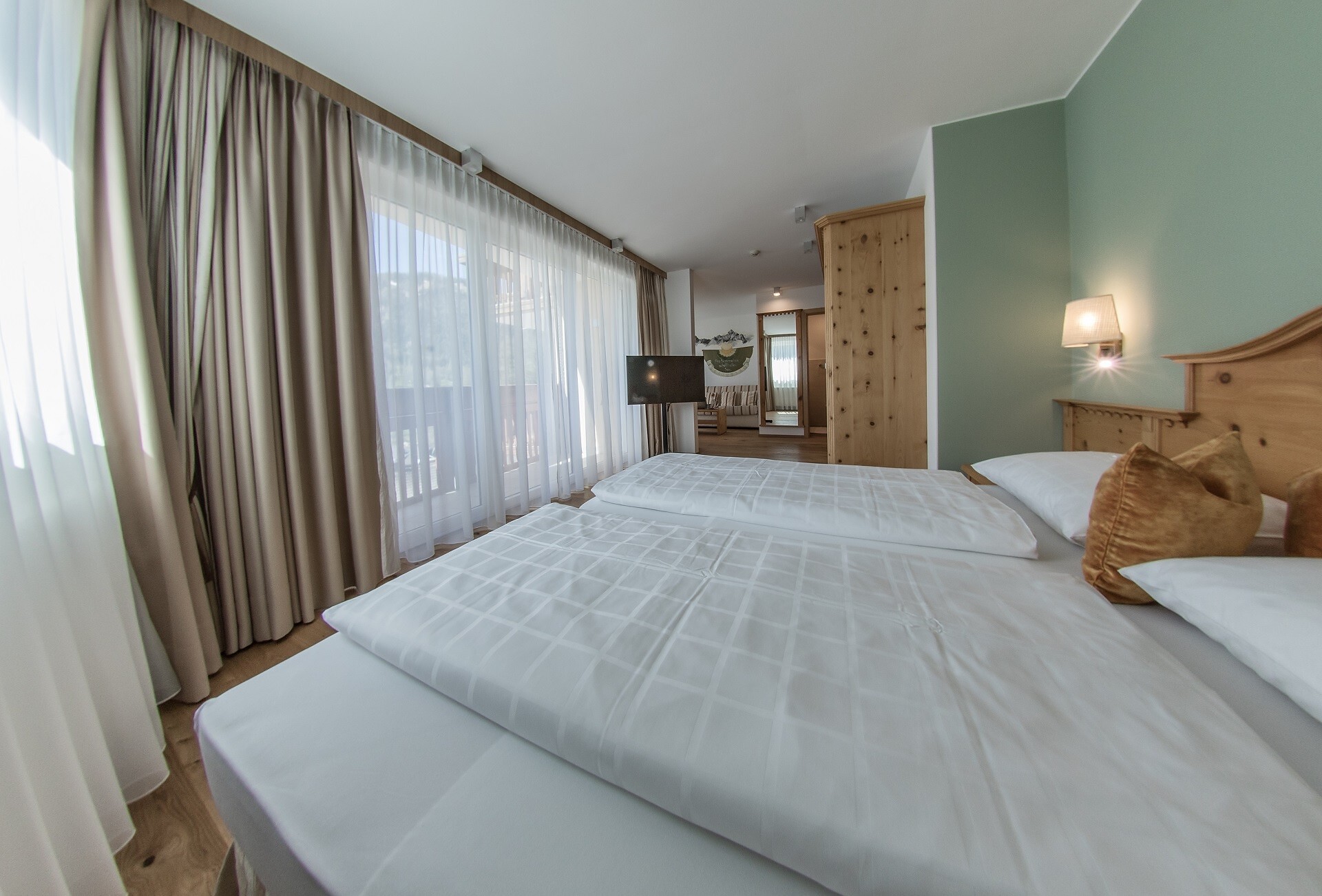 Sextner Sonnenuhr (ca. 32m²)