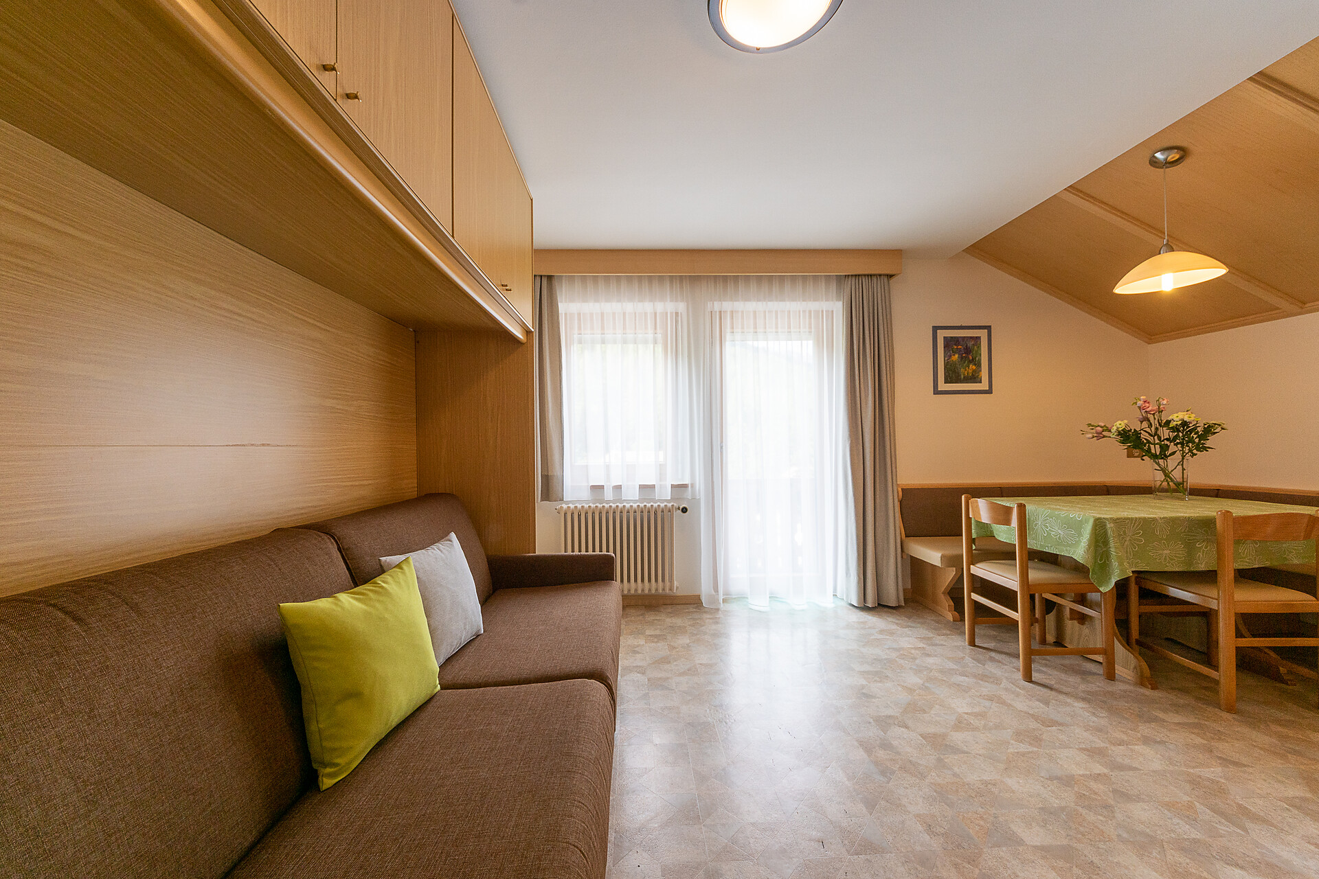 Apartment 4: Risa