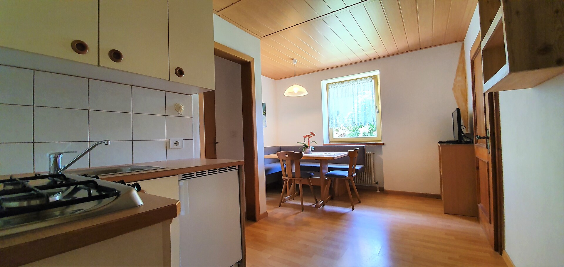 apartment for 2-4 person