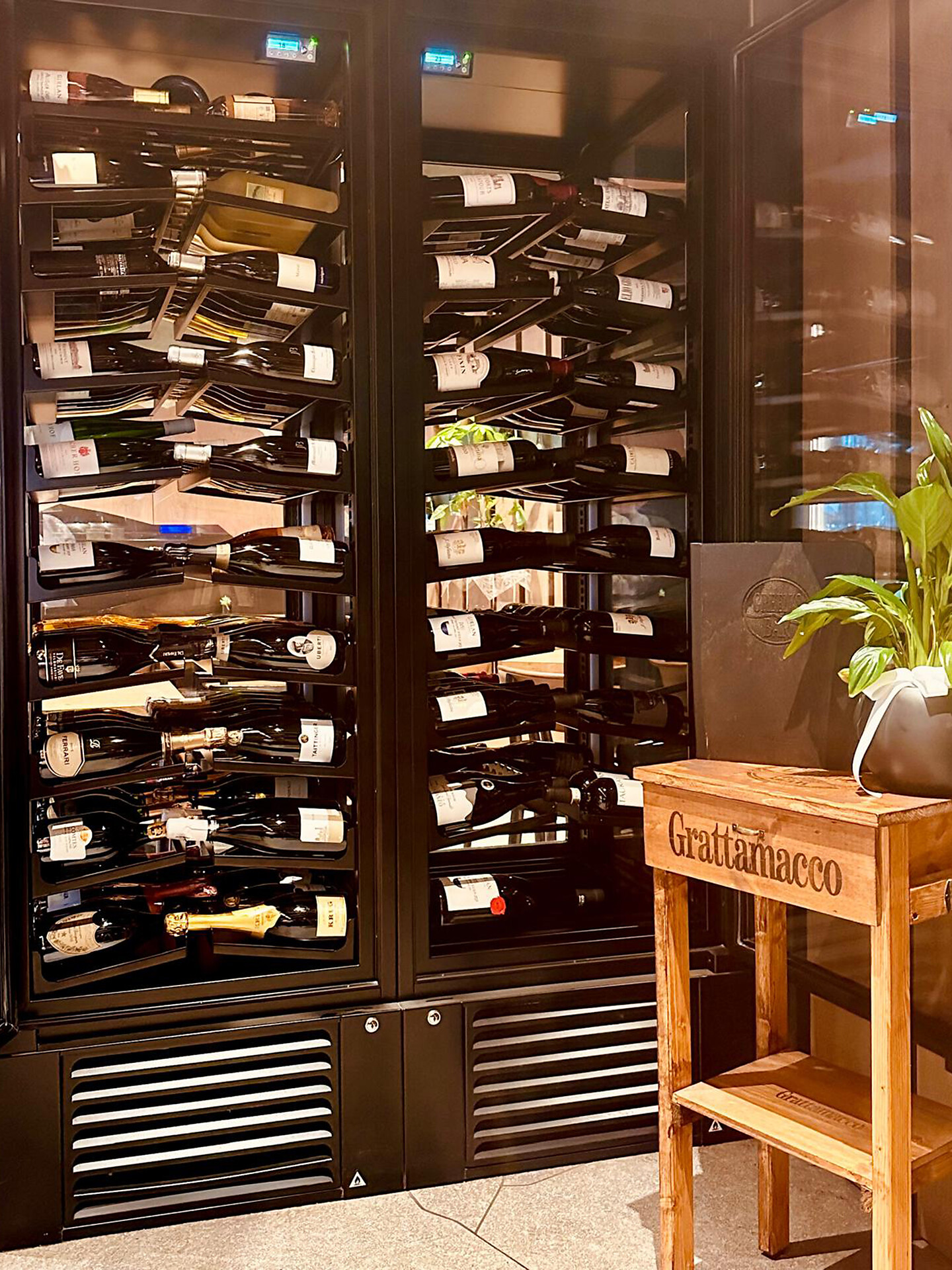 Greens Wine Bar - Yuki Sushi - Dolomites Region Val Gardena - #10 - suedtirol.info