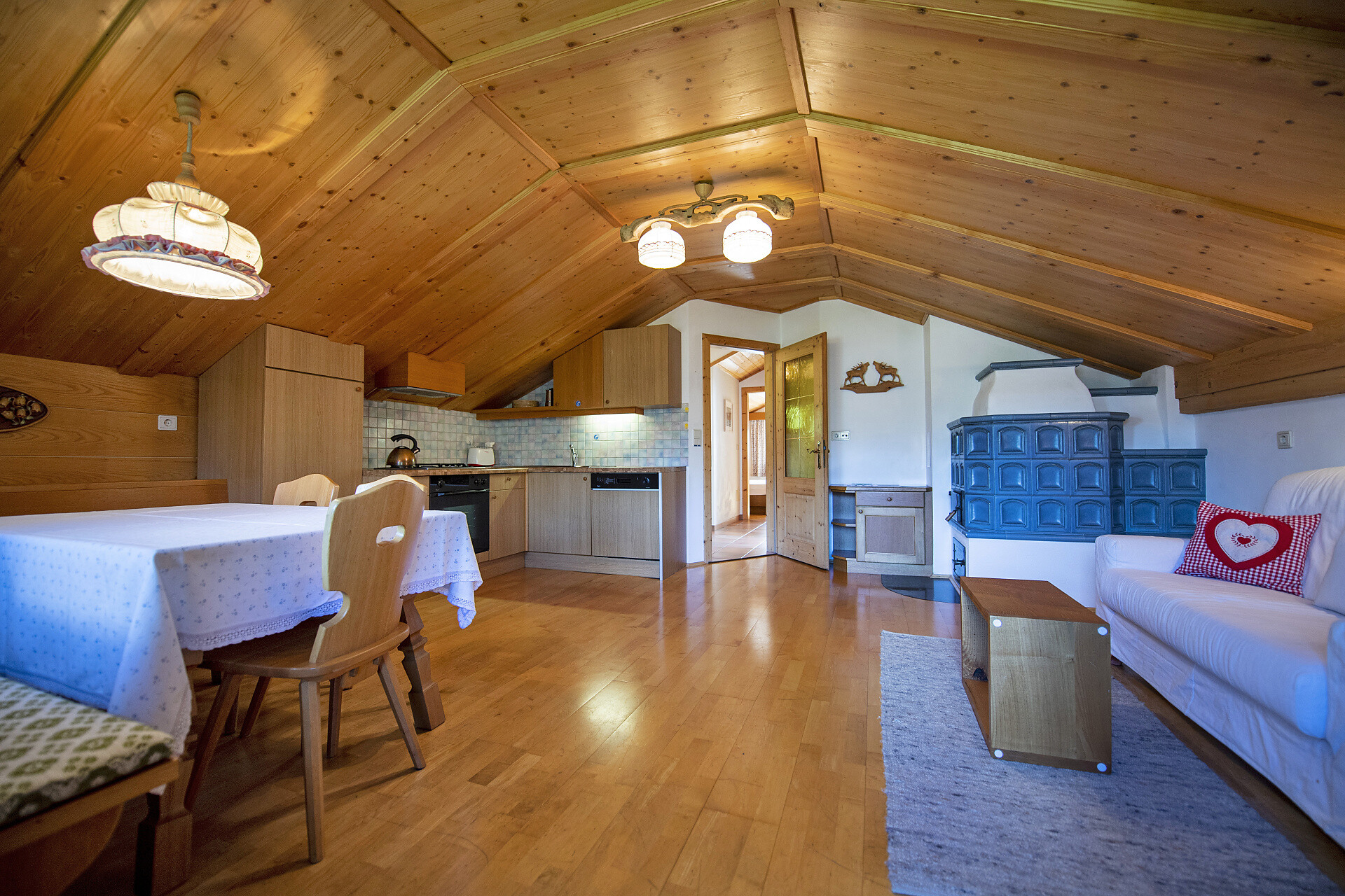 Dachgeschosswohnung mit 2 Schlafzimmer und Panoram