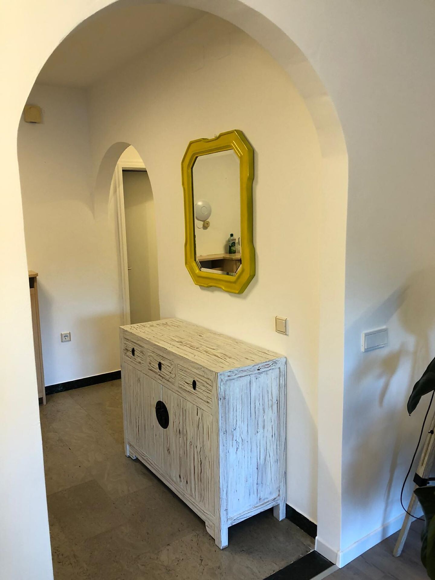 Apartment YELLOW
