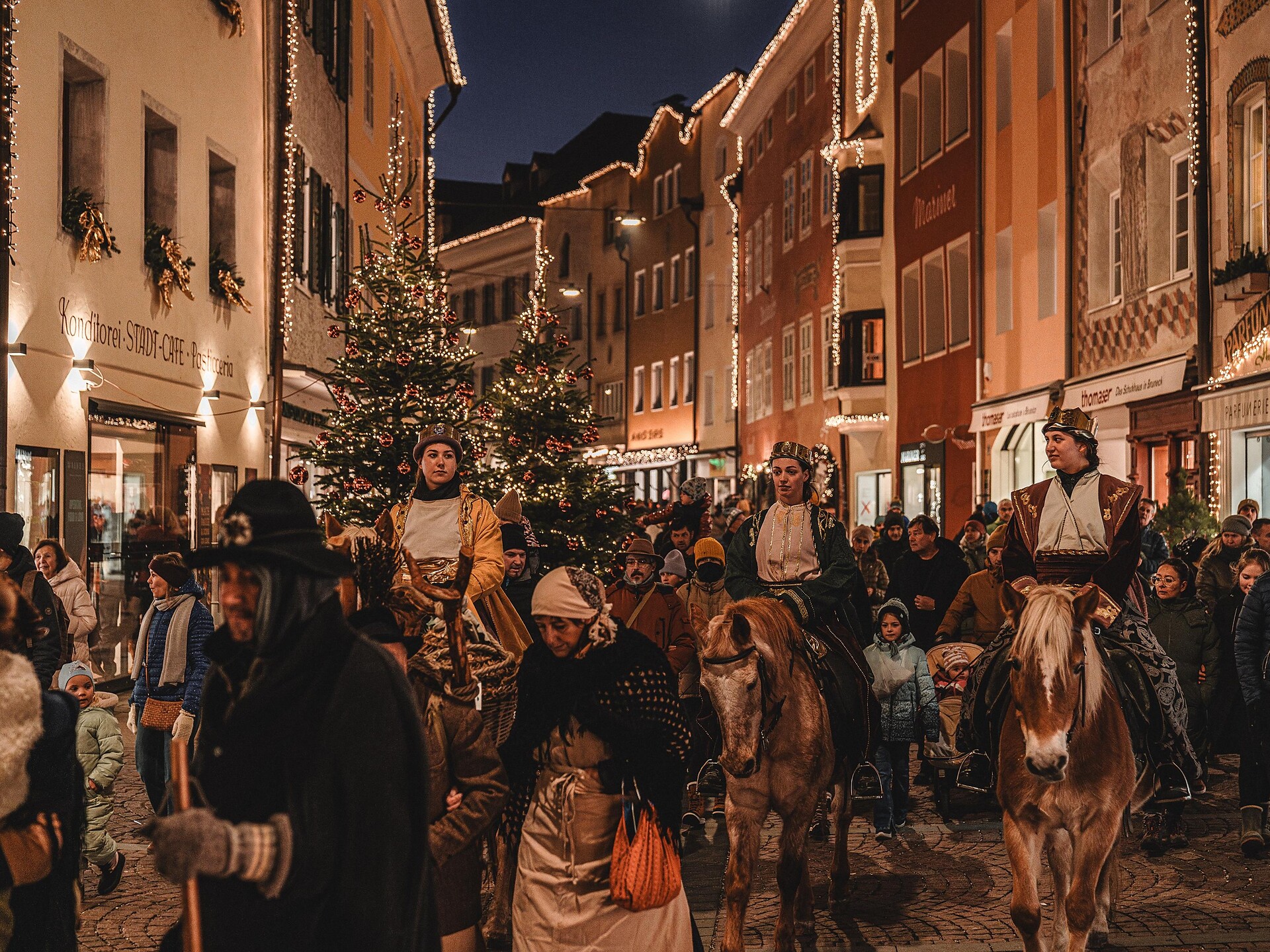 Living crib at the Christmas Market