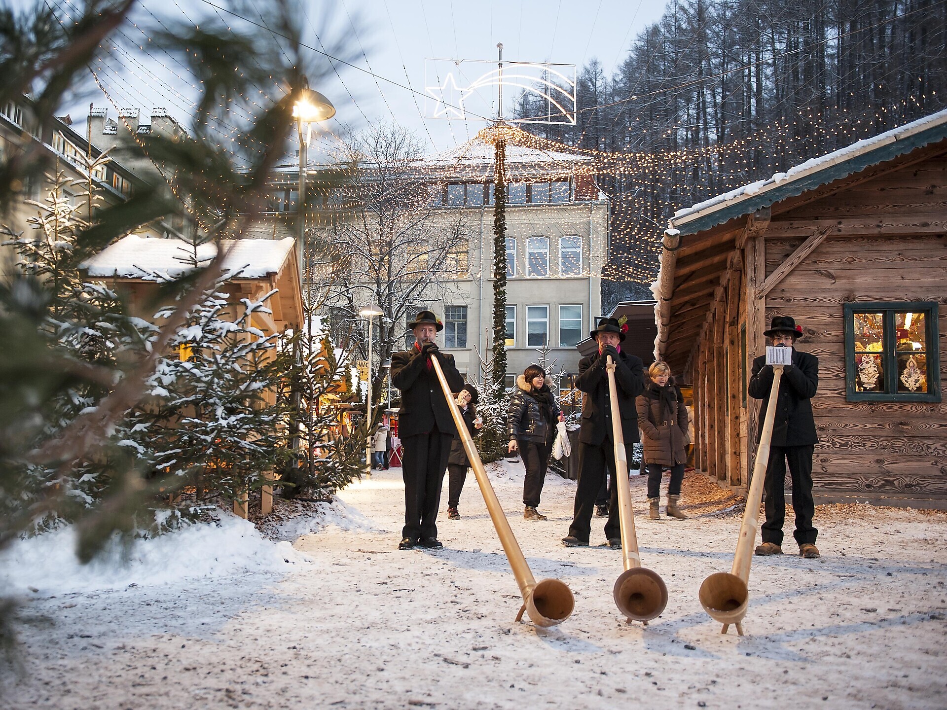 Apertura Ufficiale - Mercatino di Natale Brunico