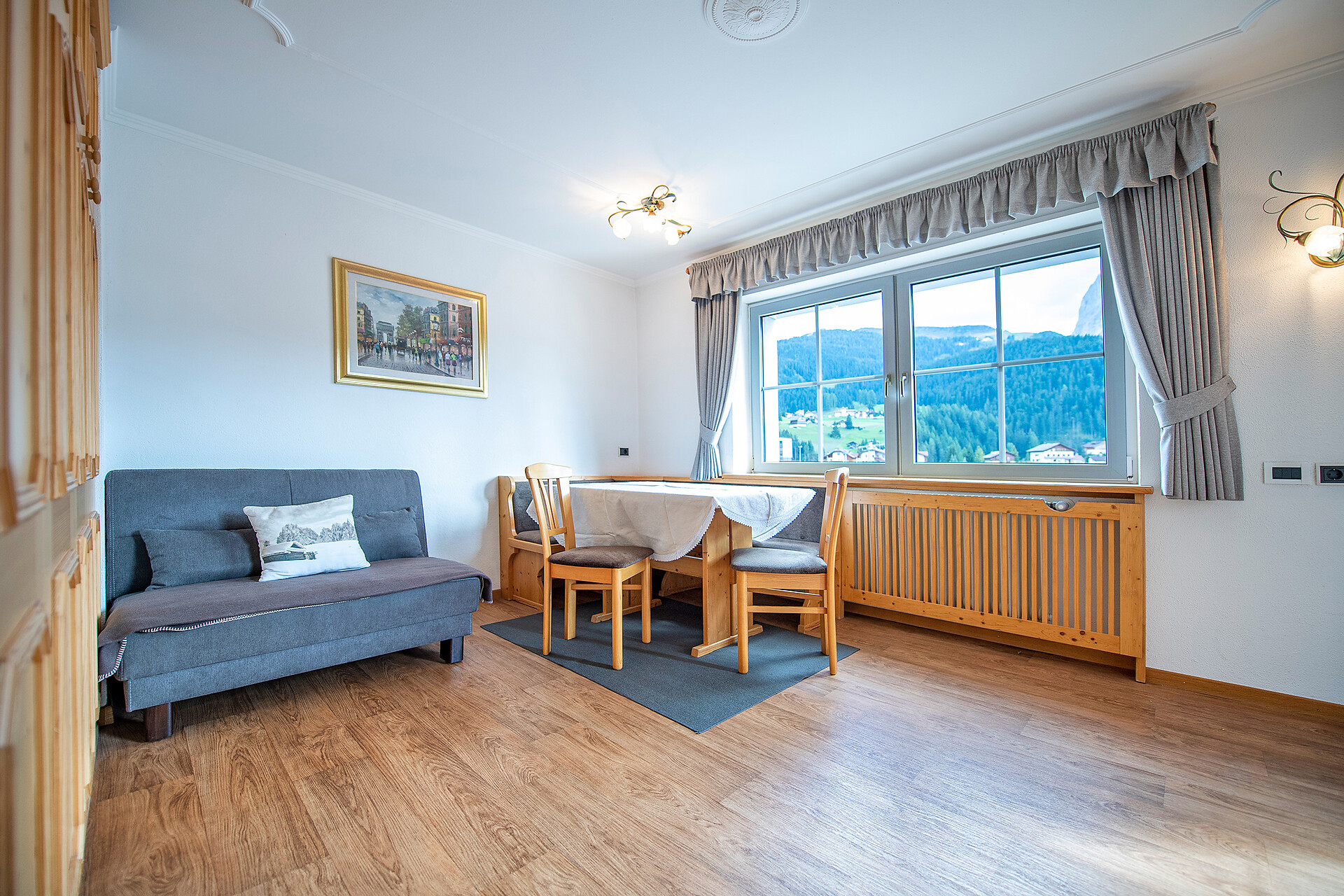 apartments for 4 people