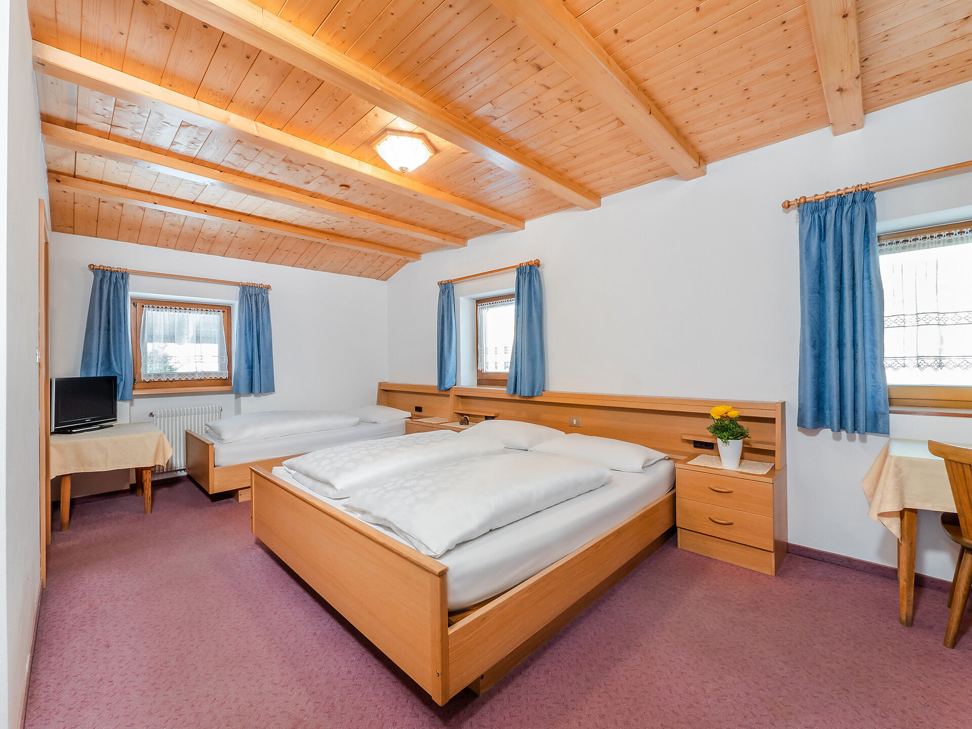 Dreibettzimmer