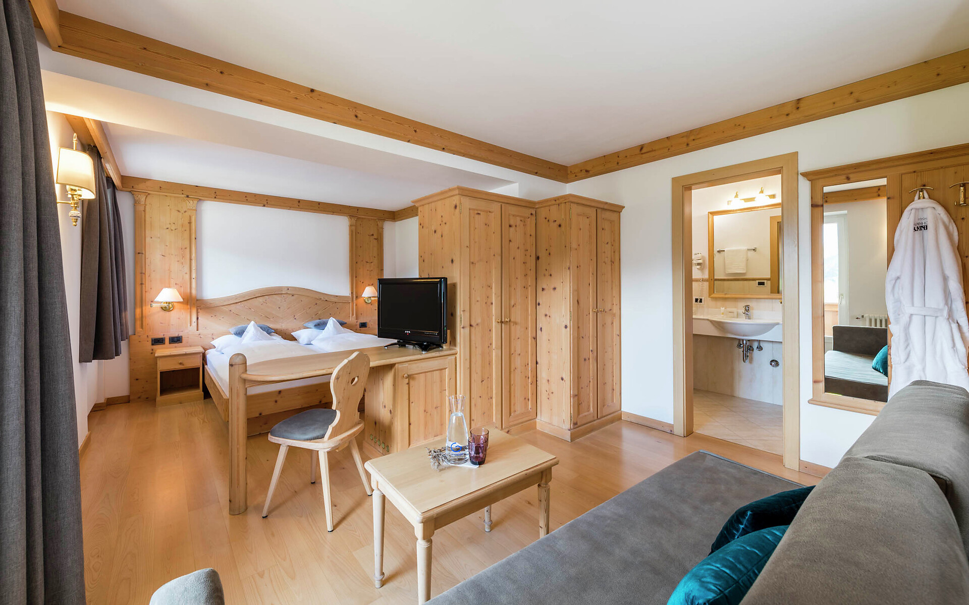 Alpen Mini Suite