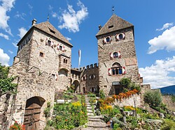 Hotel Schloss Wehrburg