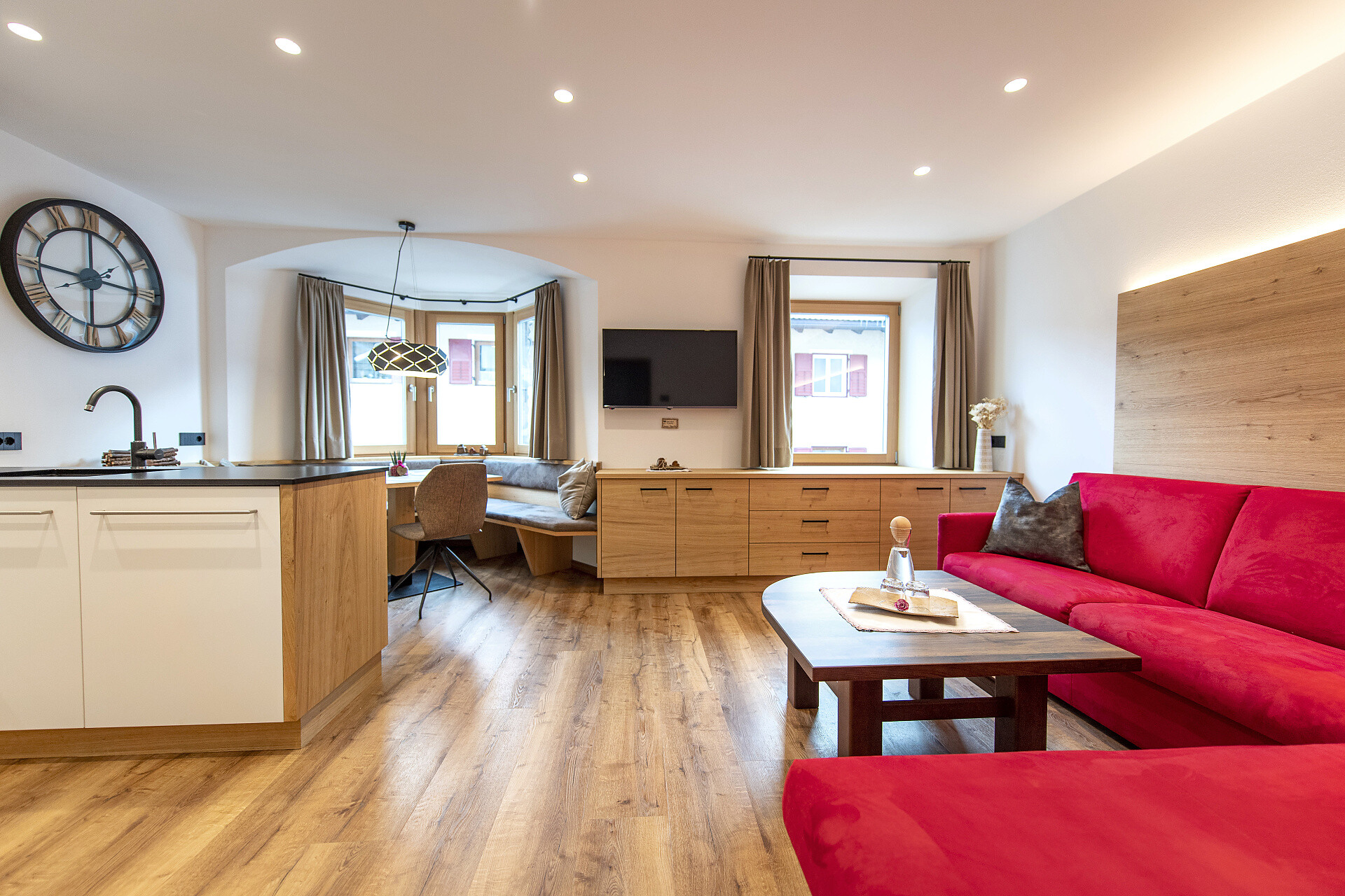 Two-Bedroom Apartment with small terrace