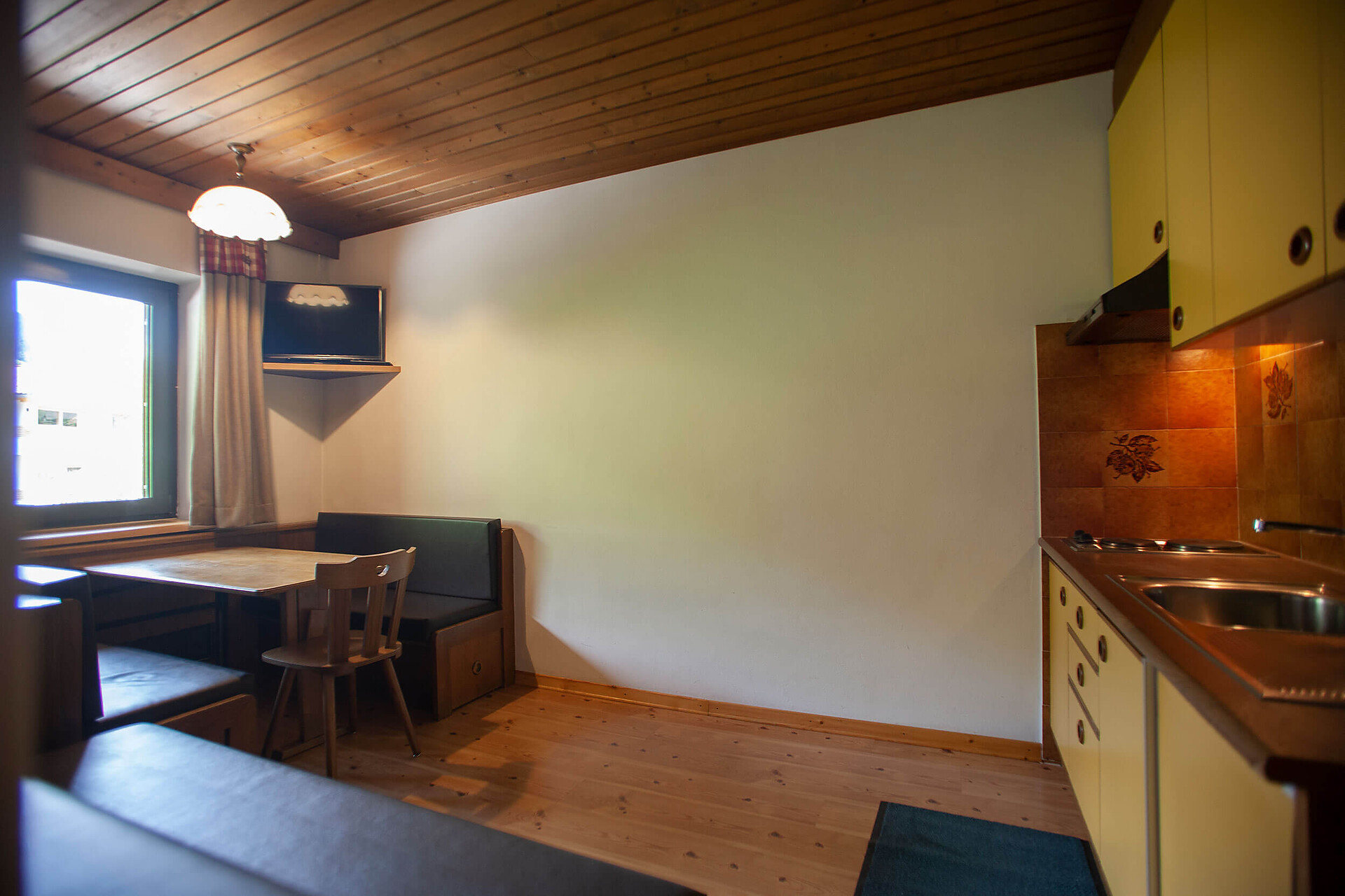 Waldruh with balcony (2-3 people)