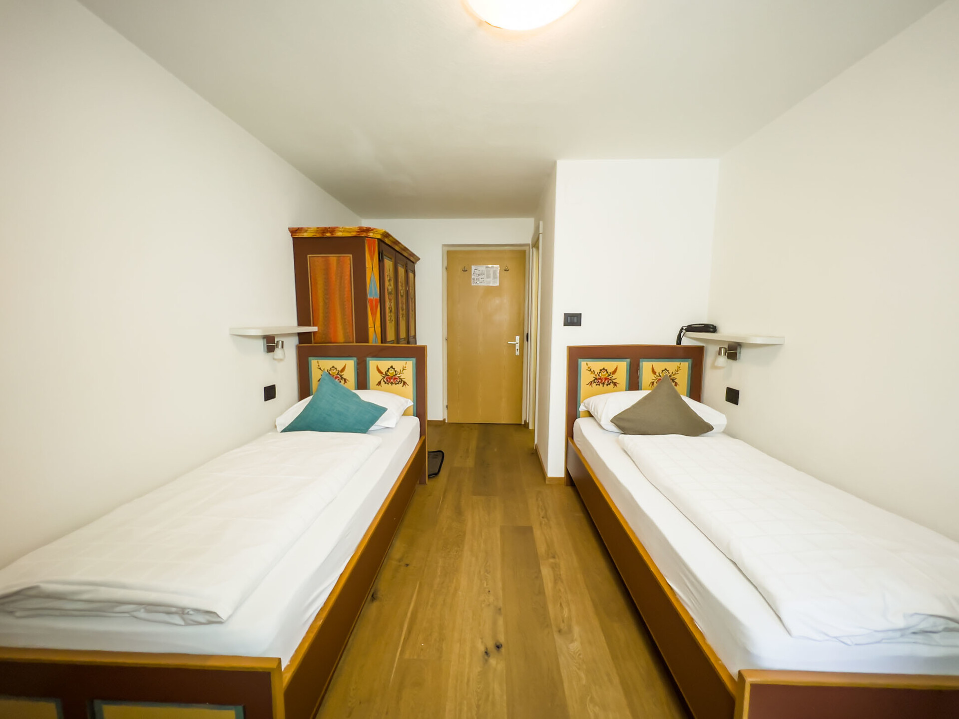 Twin bedded room