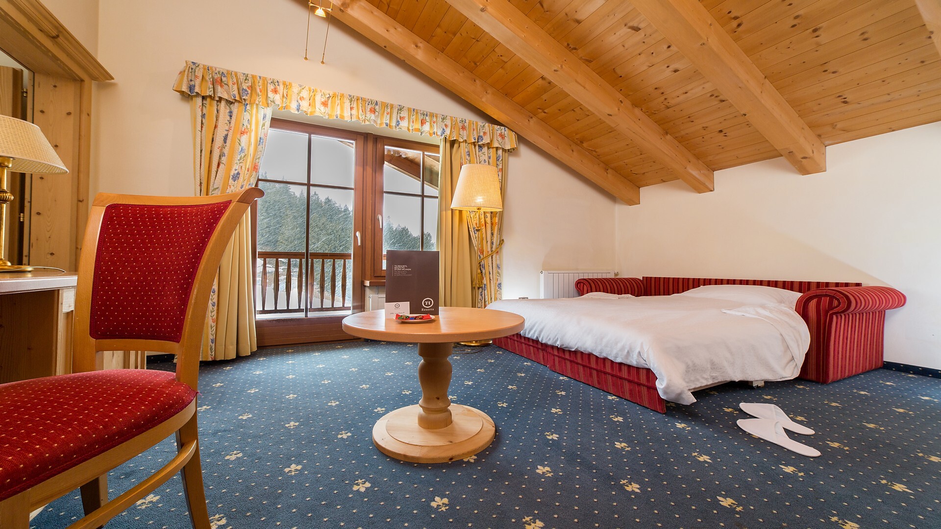 Double room with additional bed