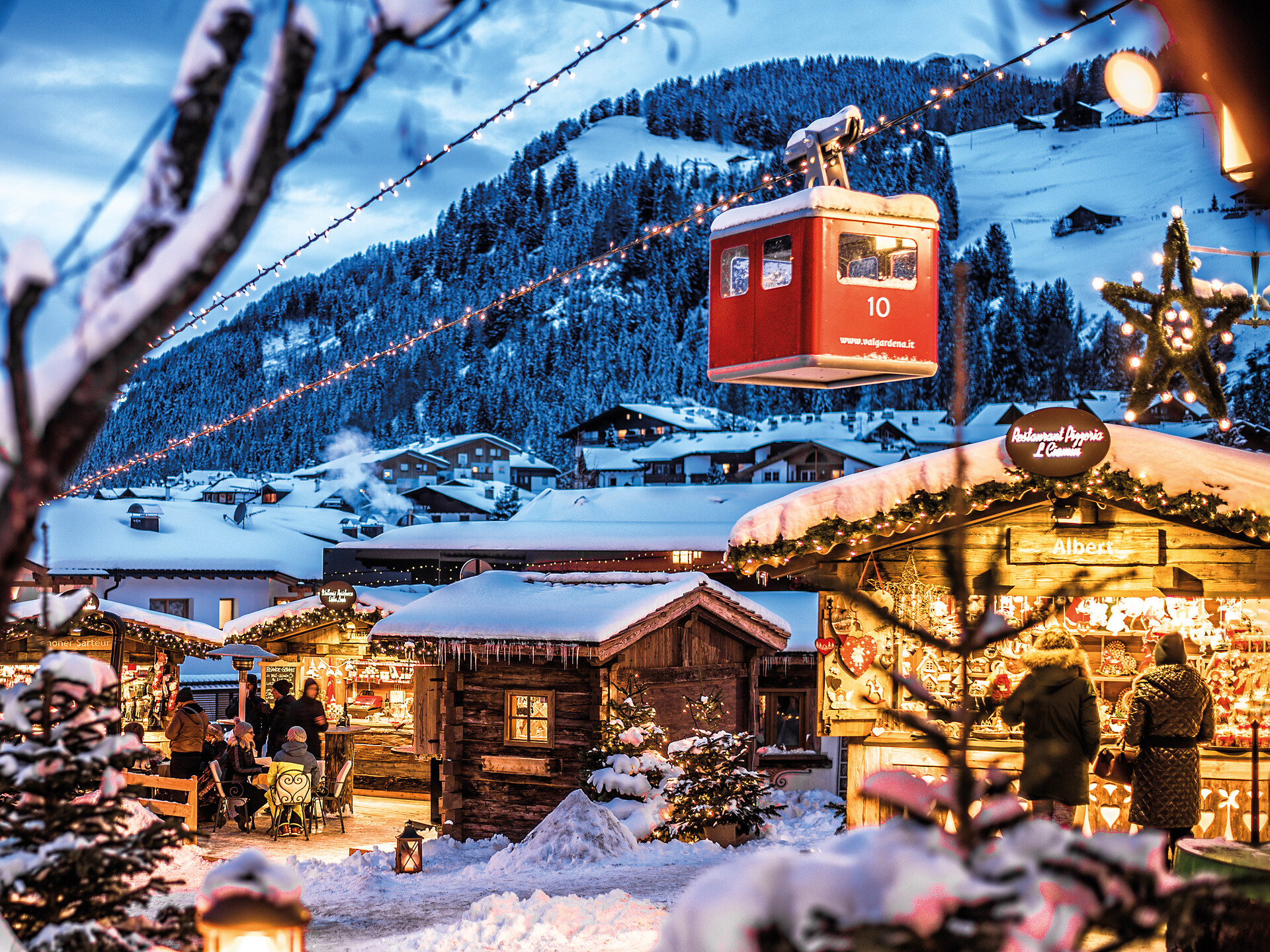 Christmas Skiing at Val Gardena: Unforgettable Alpine Magic