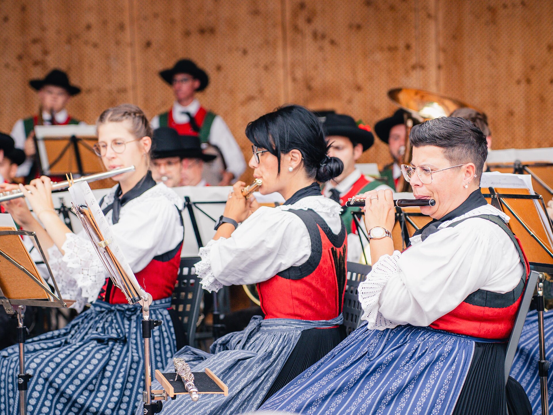 Spring Dance Festival in Schenna - Meran/Merano and environs - #3 - suedtirol.info