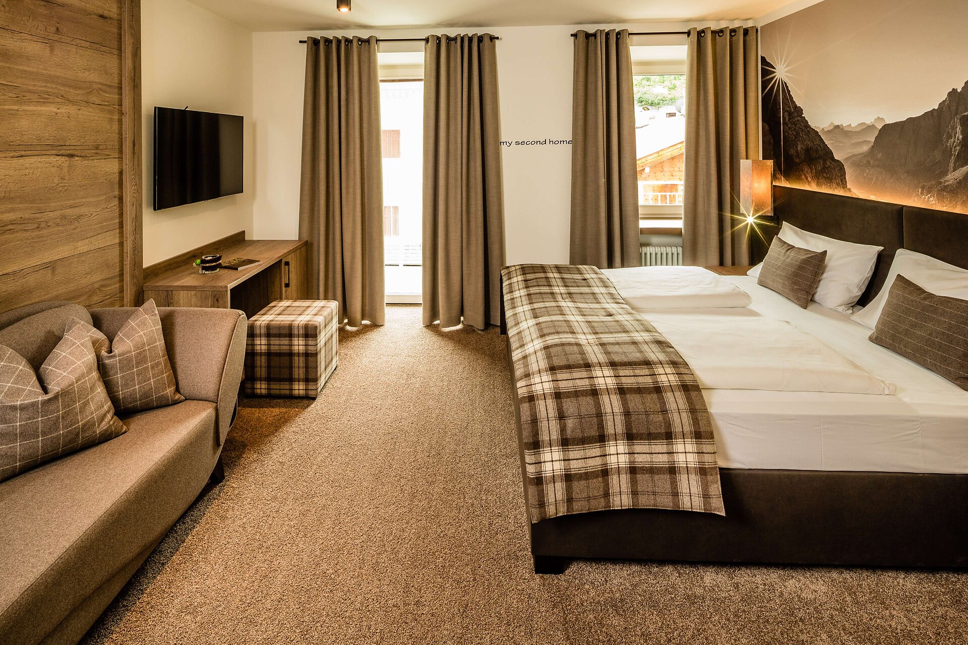 Superior Plus room