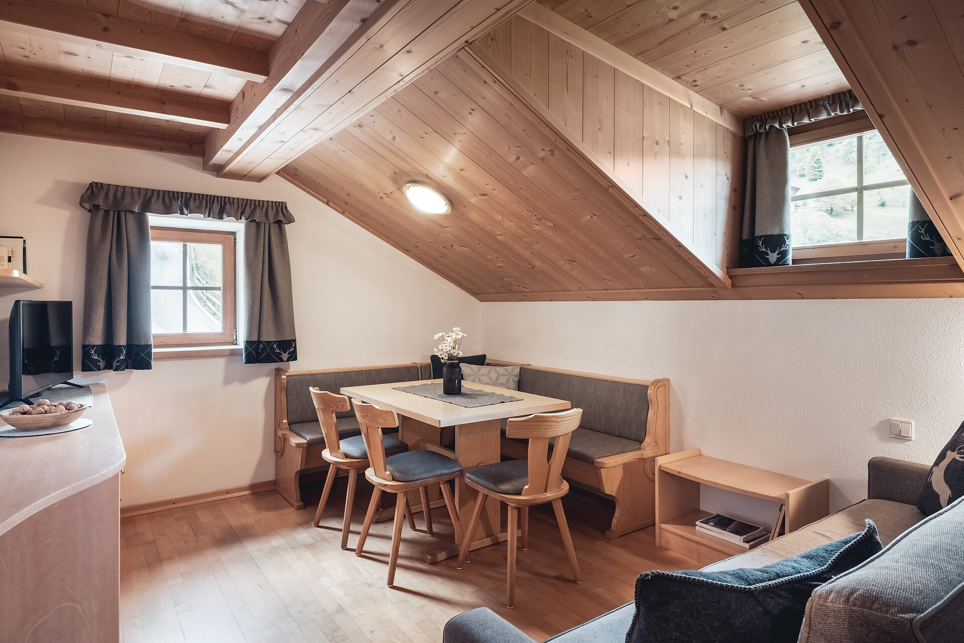 Appartment F