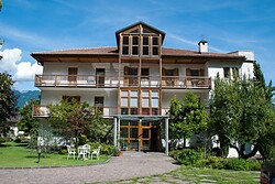 Garni Bogner