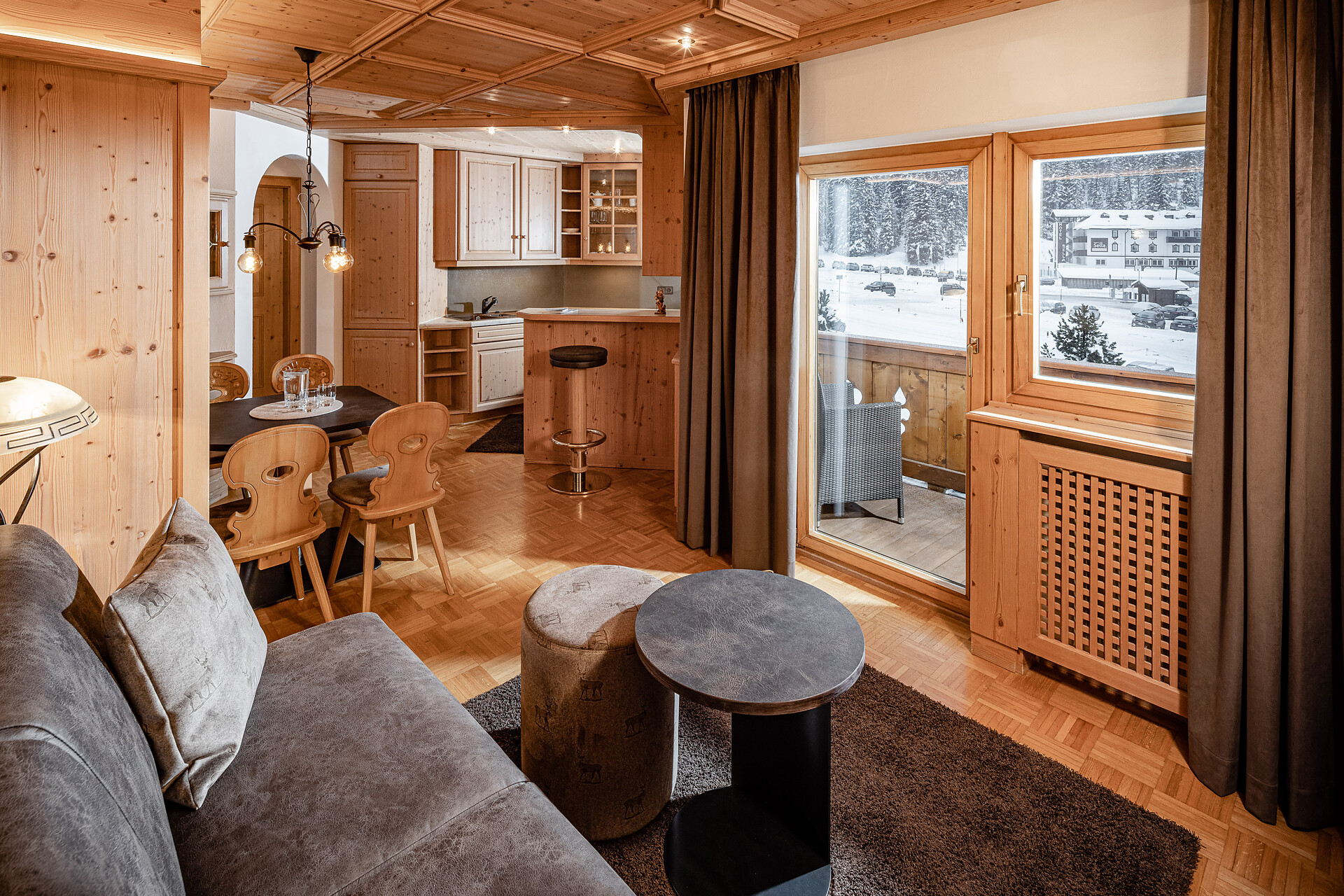 Imperial Suite Deluxe with whirlpool