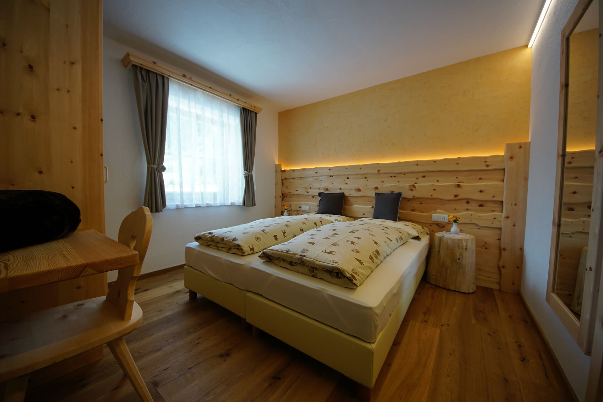 Double room with bath and balcony