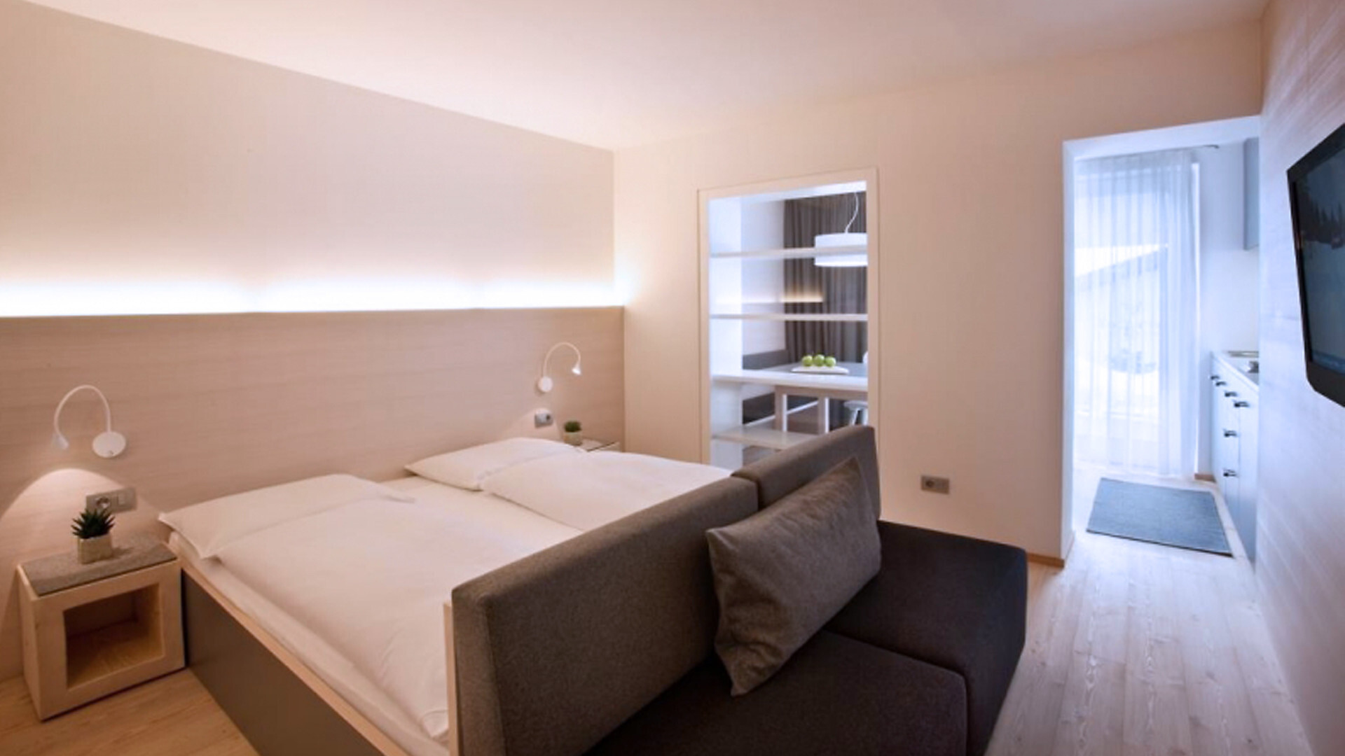 Smart Suite White