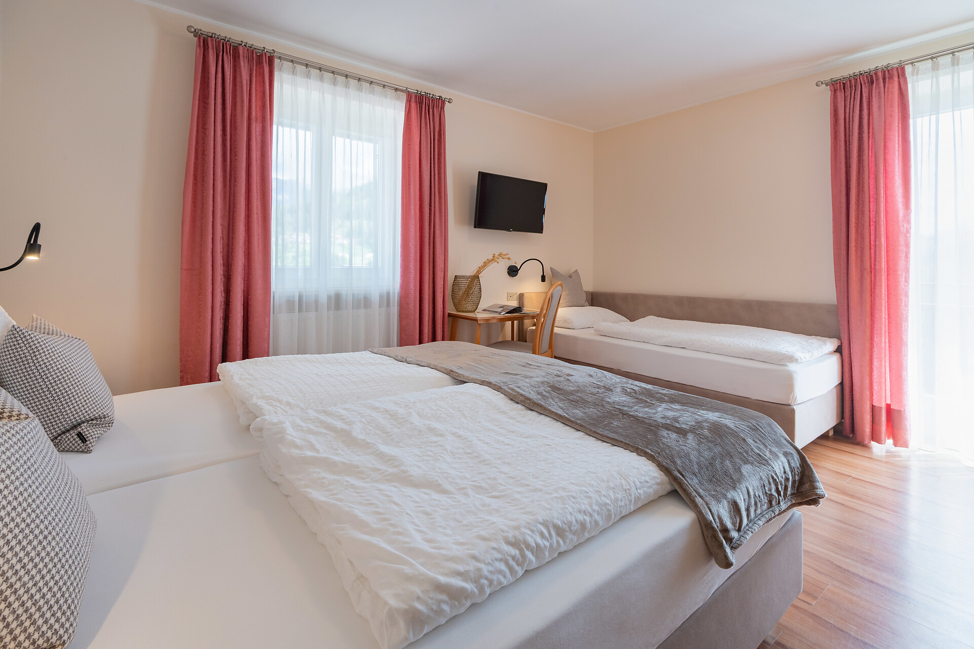 Dreibettzimmer
