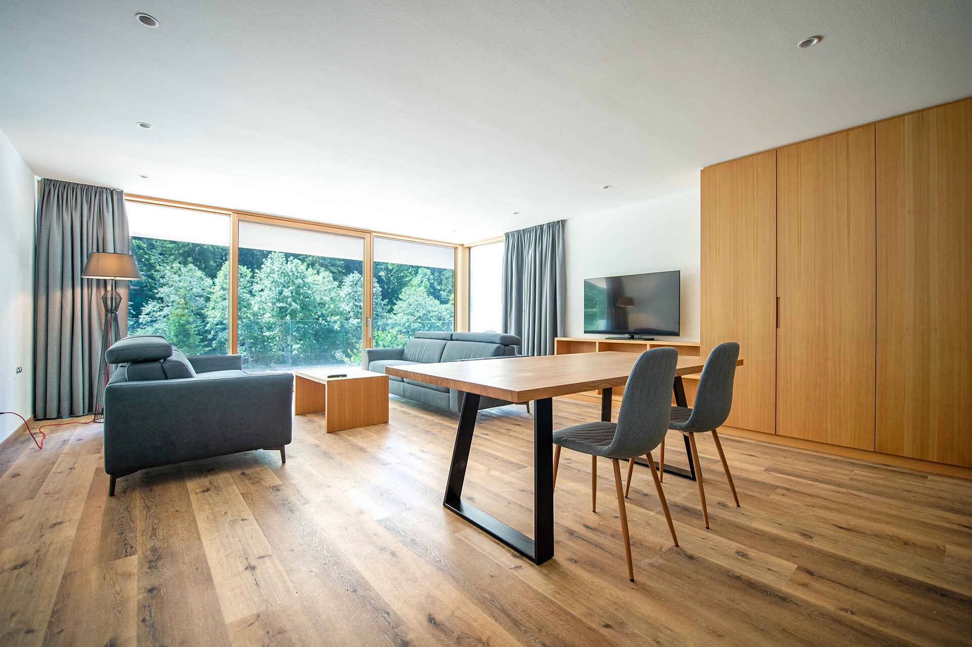 Appartamento con 2 camere da letto e terrazzo