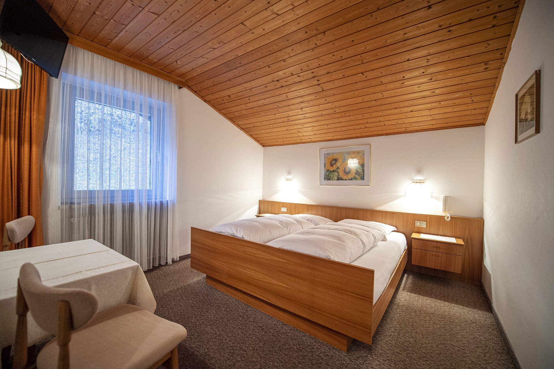 Comfortable room with bathroom