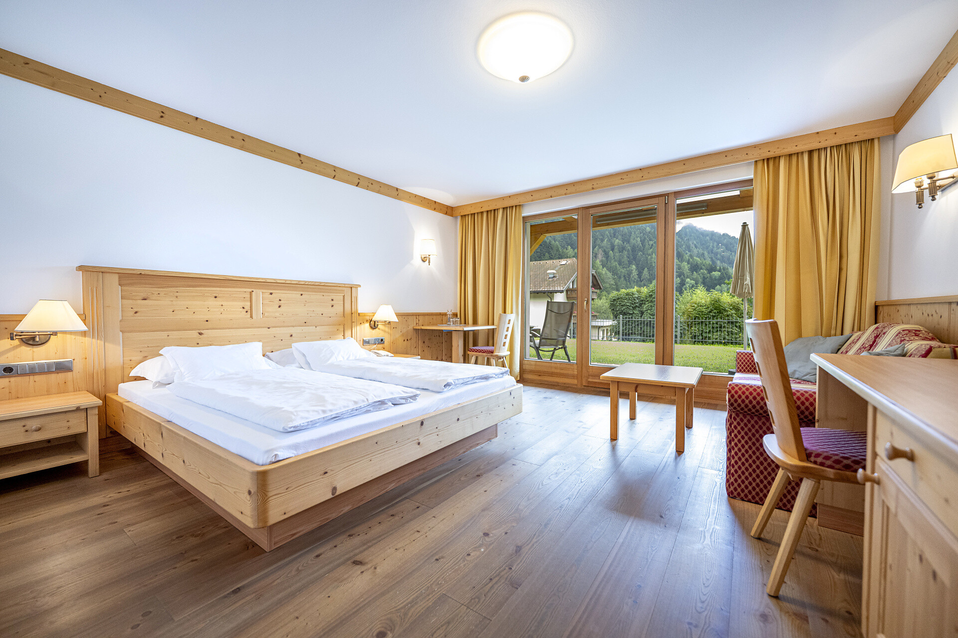 Ein-Zimmer-Wohnung mit Garten