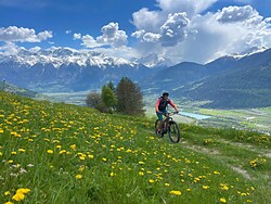 Spring e-bike tour on the Venosta Valley Sonnenberg