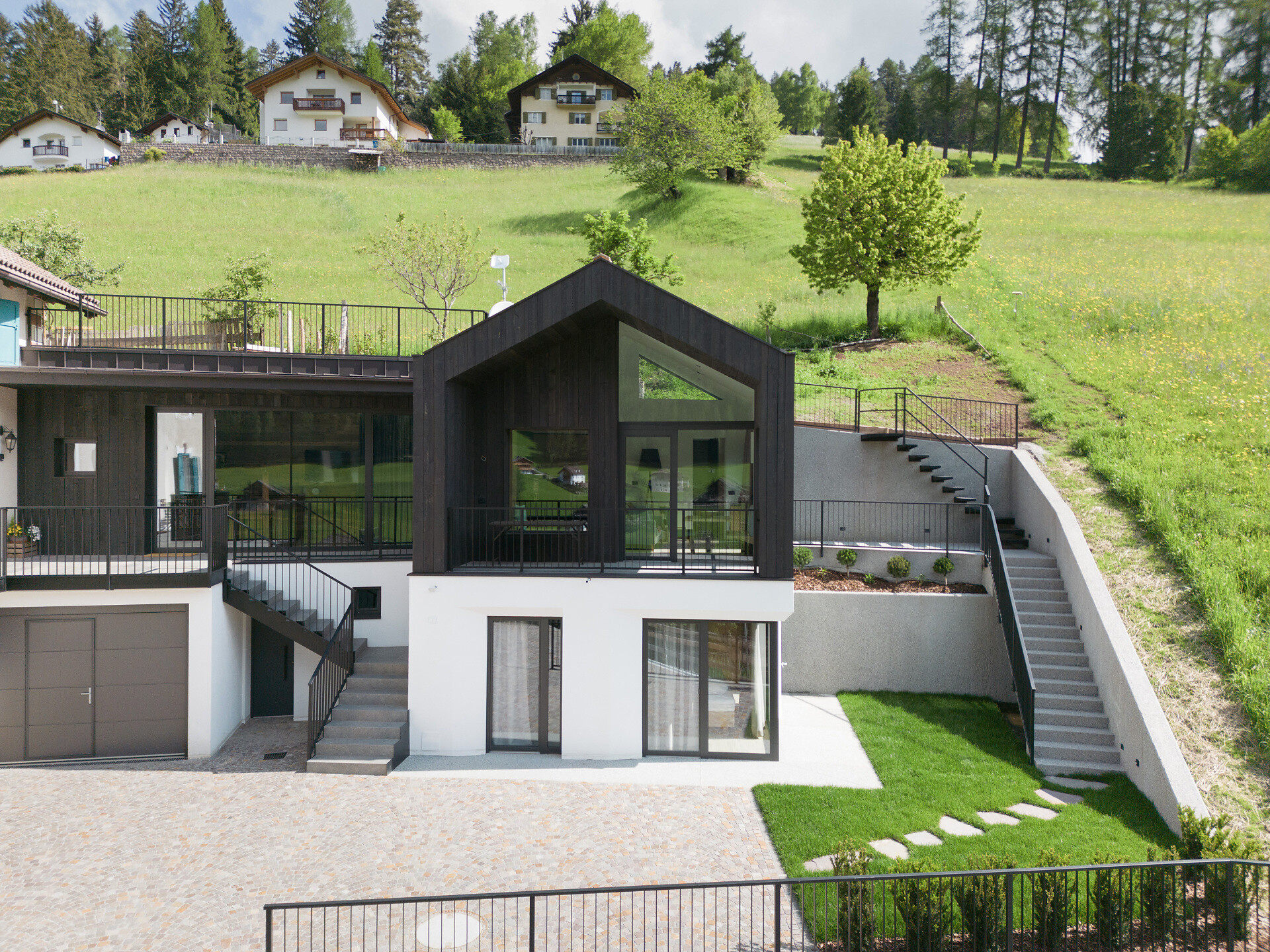 Small Villa with Sauna and garden