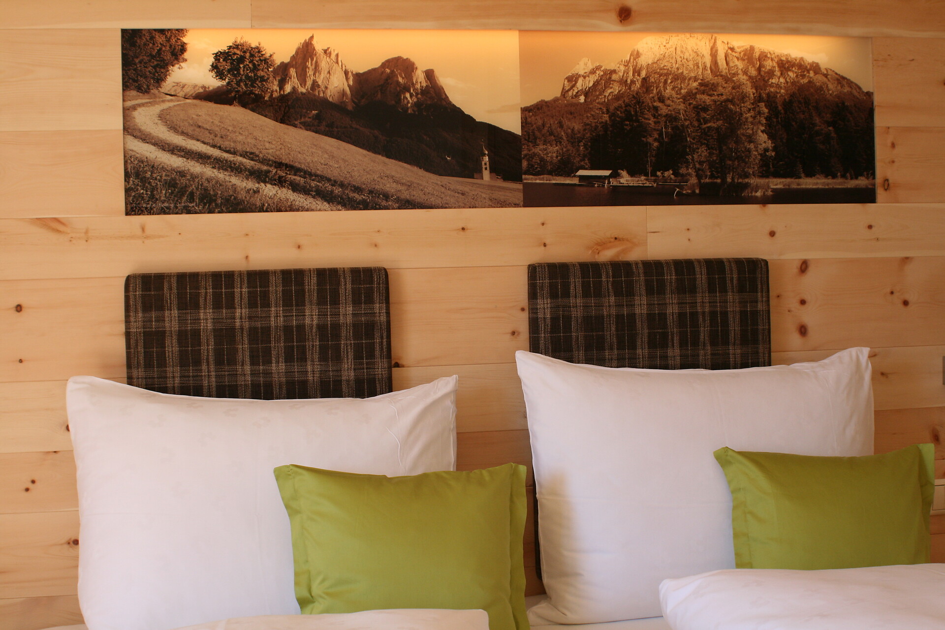 Solid spruce wood apartment Alpinae 43,5 m²