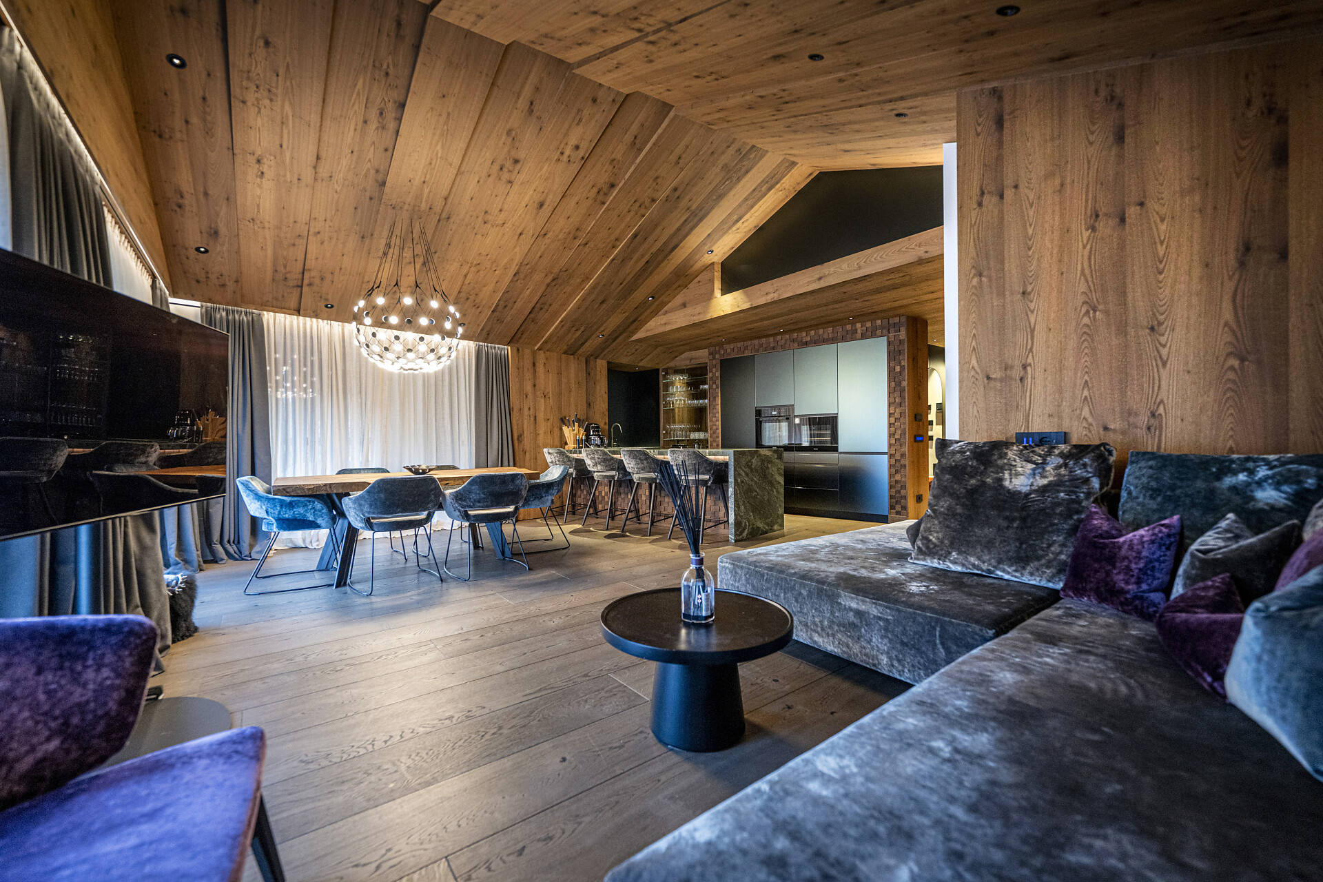 Luxuriöse Penthouse-Wohnung mit Privat-Wellness und Terrasse mit Dolomitenblick