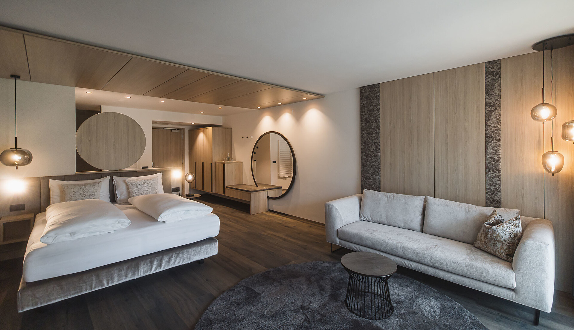 SUITE CORONES