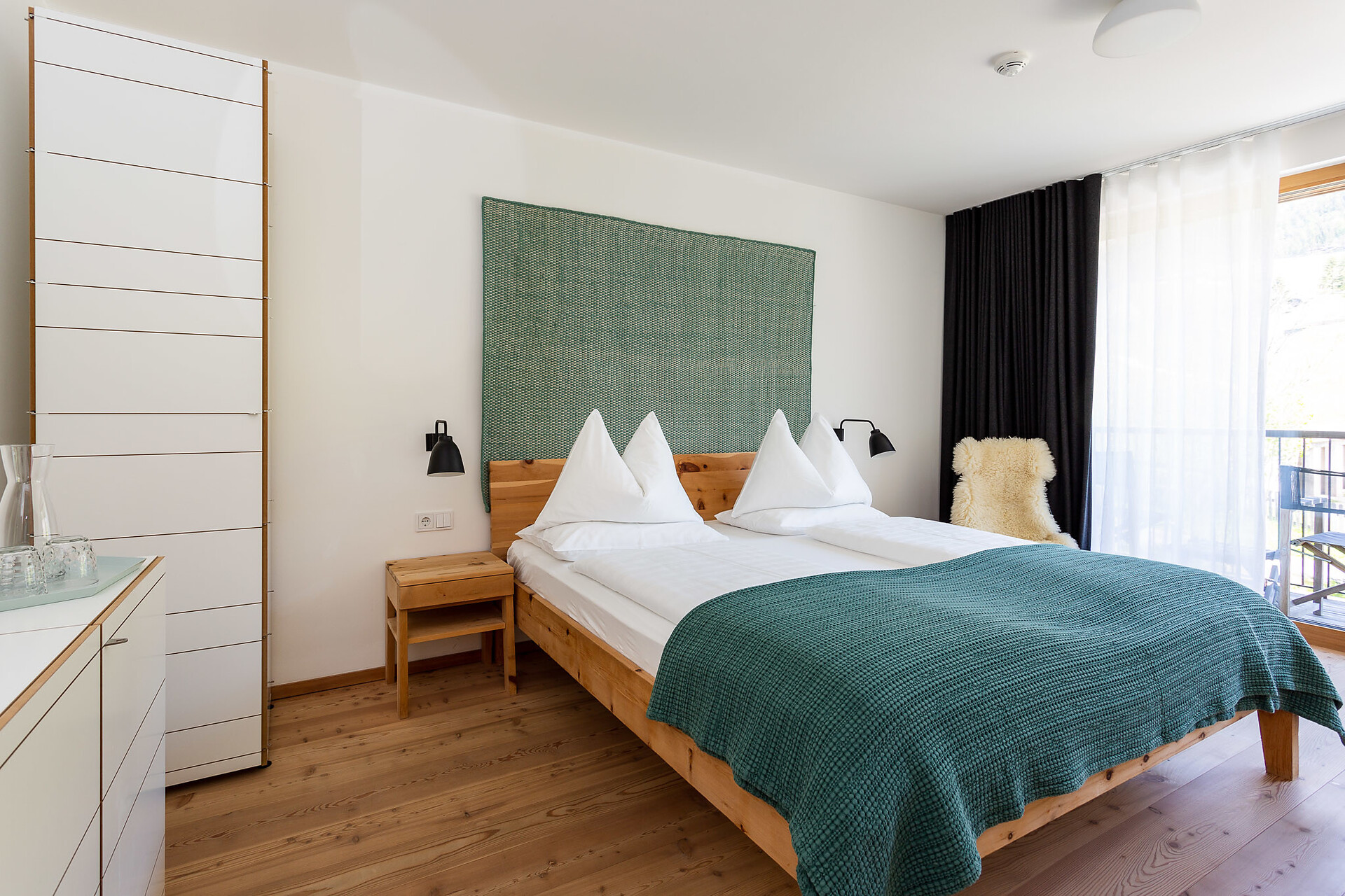 Suite Südseite mit Loggia und Geislerblick