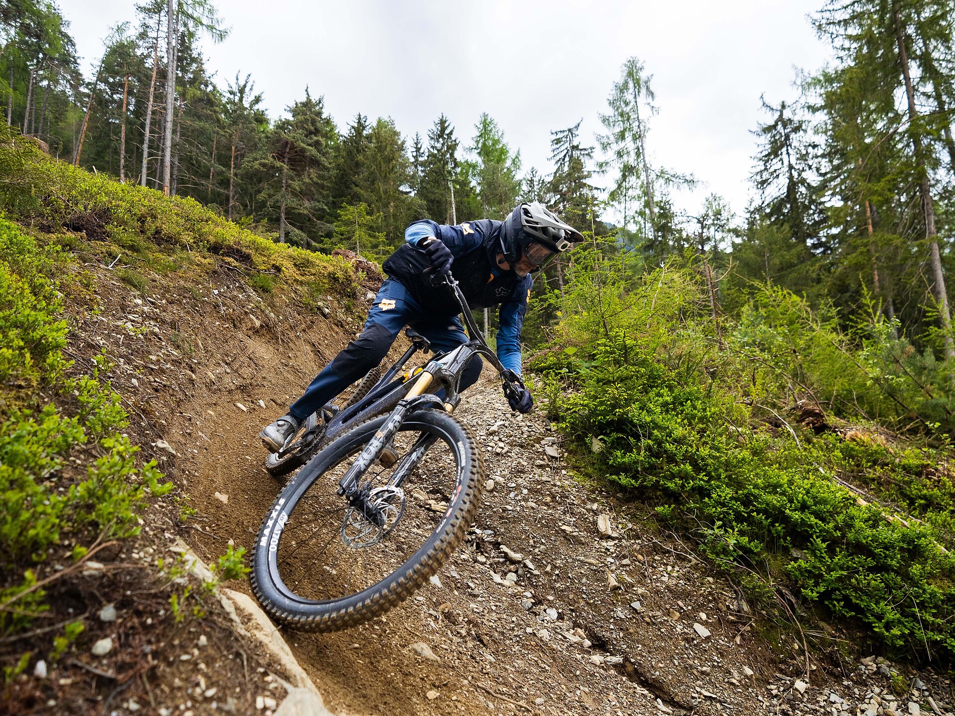 KRON AKTIV Advanced Downhill Technique Training