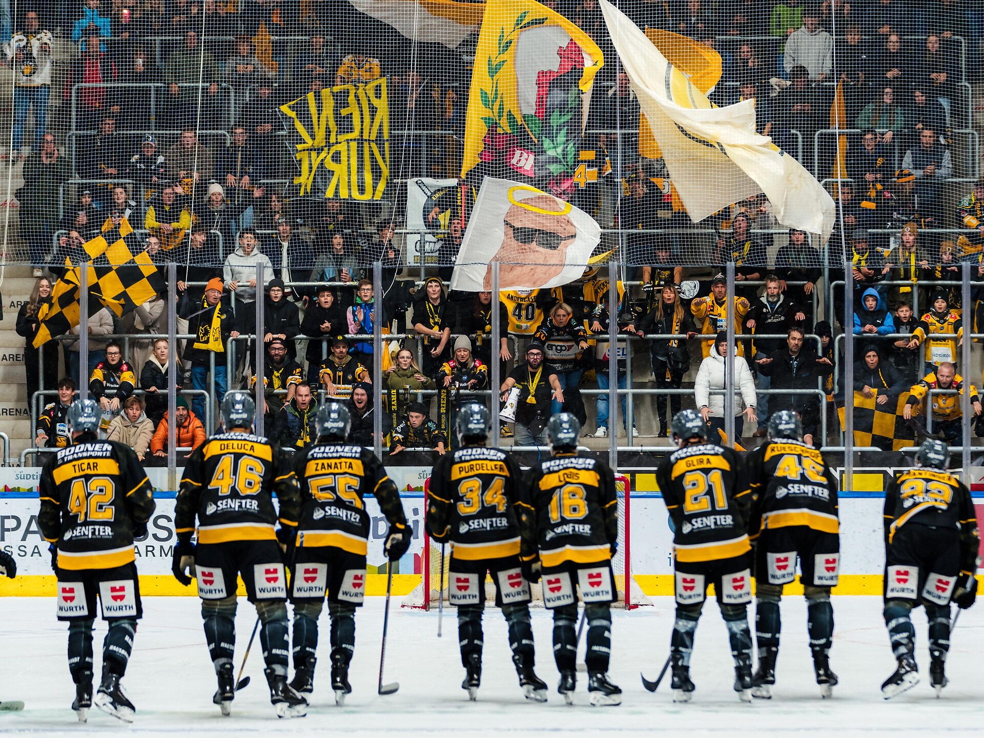 Ice Hockey Match: HC Falkensteiner Pustertal - Pioneers Vorarlberg