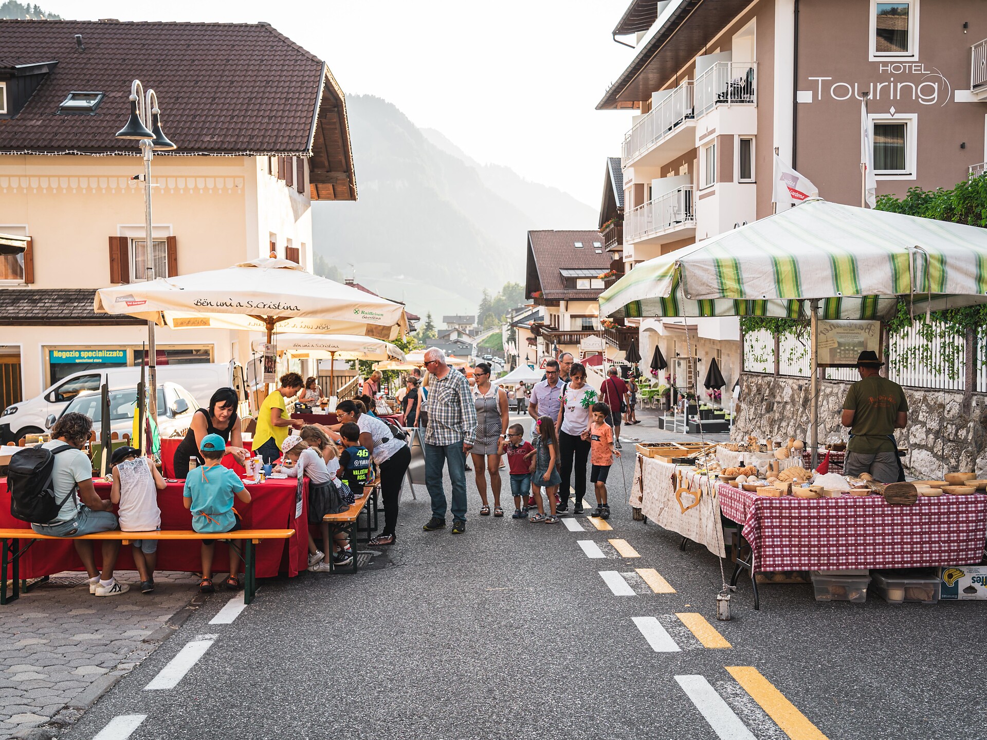 Traditioneller Handwerker- und Bauernmarkt in Gröden - Dolomitenregion Gröden - #2 - suedtirol.info