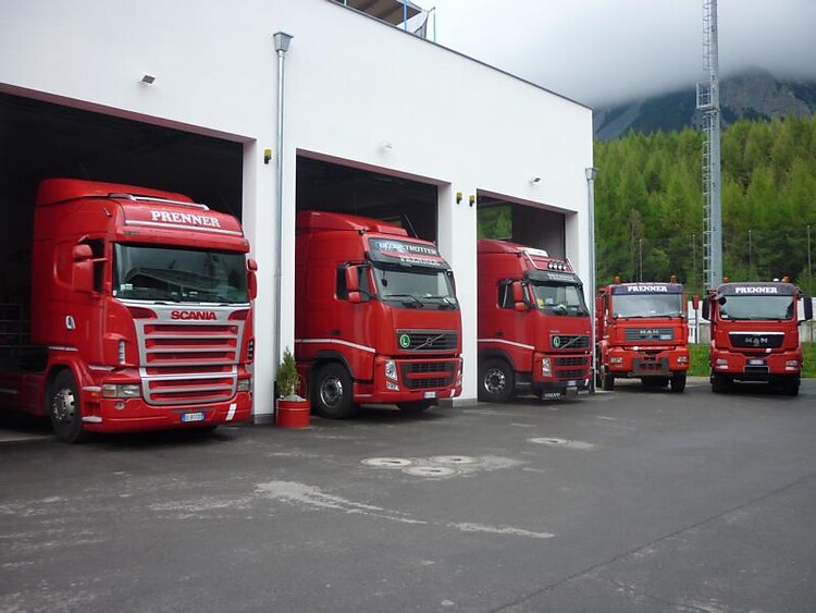 Autotransporte - Erdbewegung Prenner