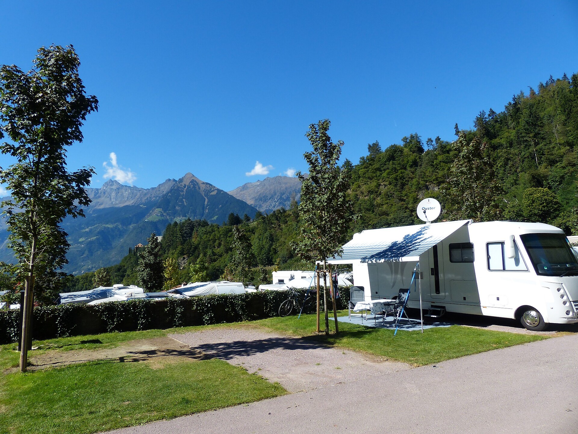 gasherd mit backofen camping RoadBaker Kompakter Camping-Backofen mit Spezial-Glasdeckel main image 0